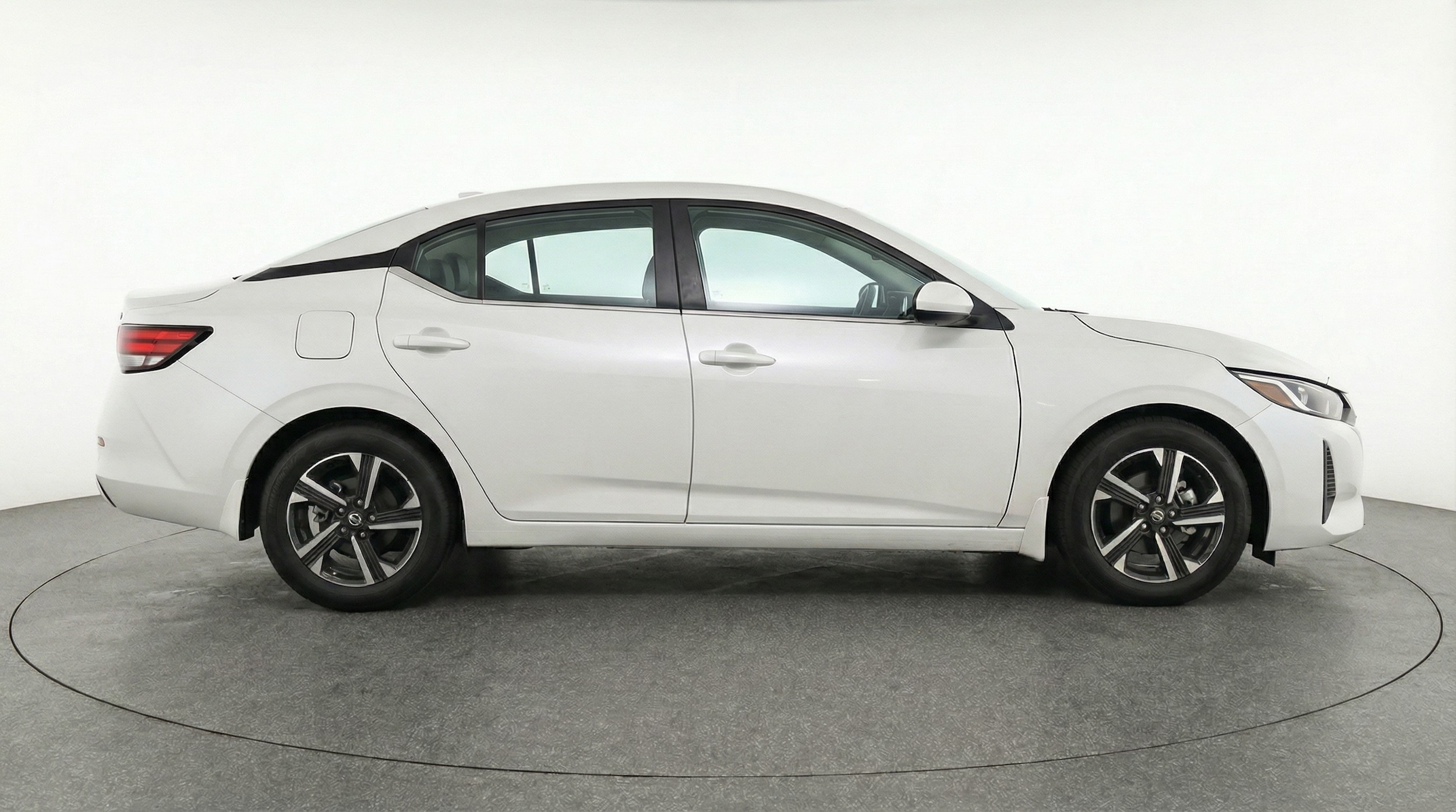 Thumbnail: 2025 Nissan Sentra - 8