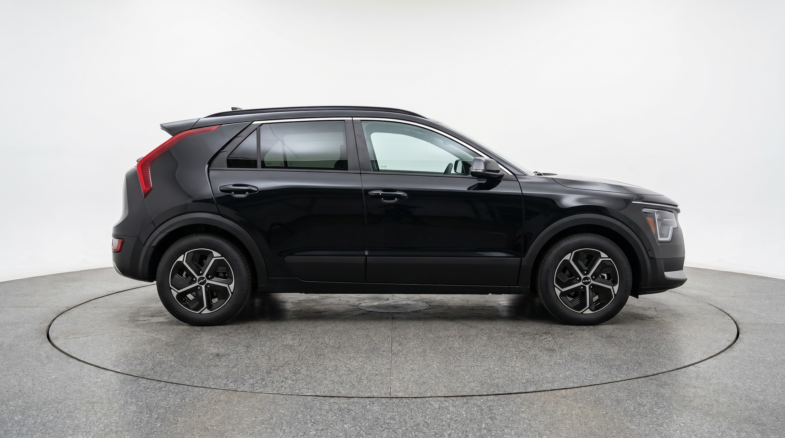 Thumbnail: 2026 Kia Niro - 8