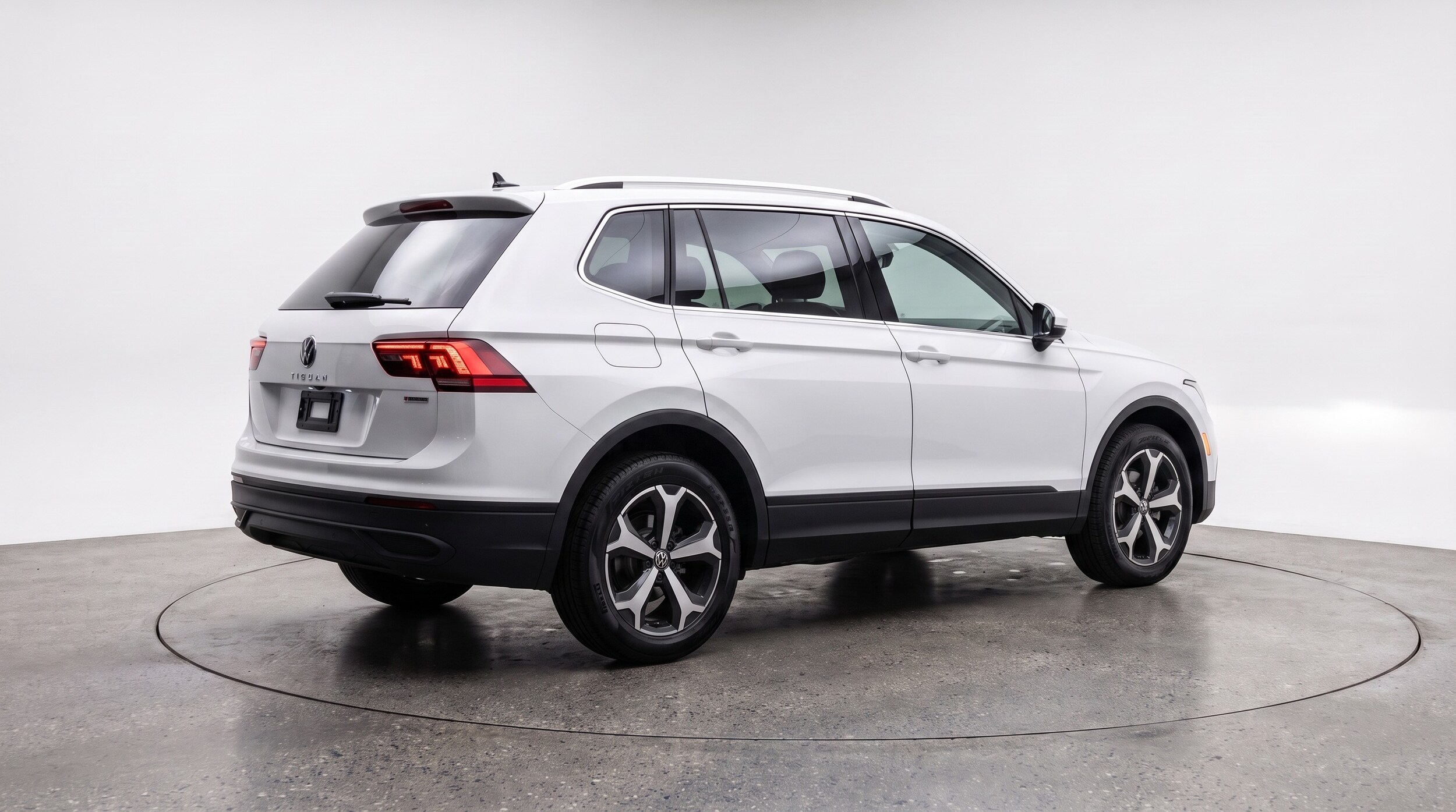 Thumbnail: 2026 Volkswagen Tiguan - 7