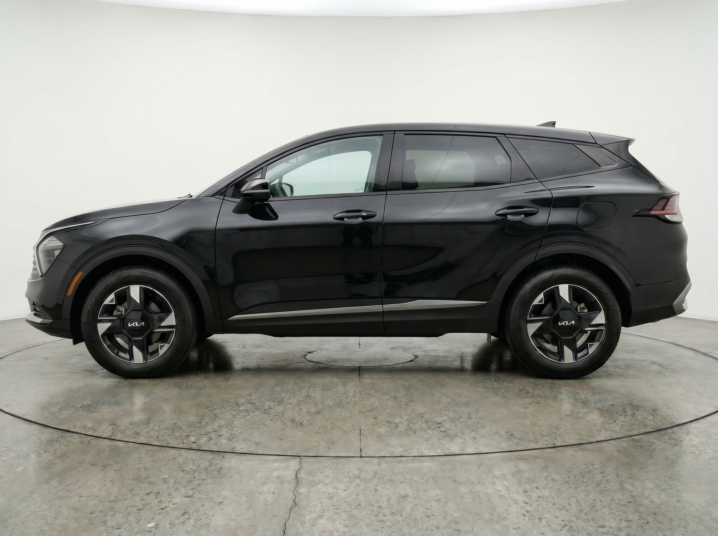 Thumbnail: 2026 Kia Sportage - 4