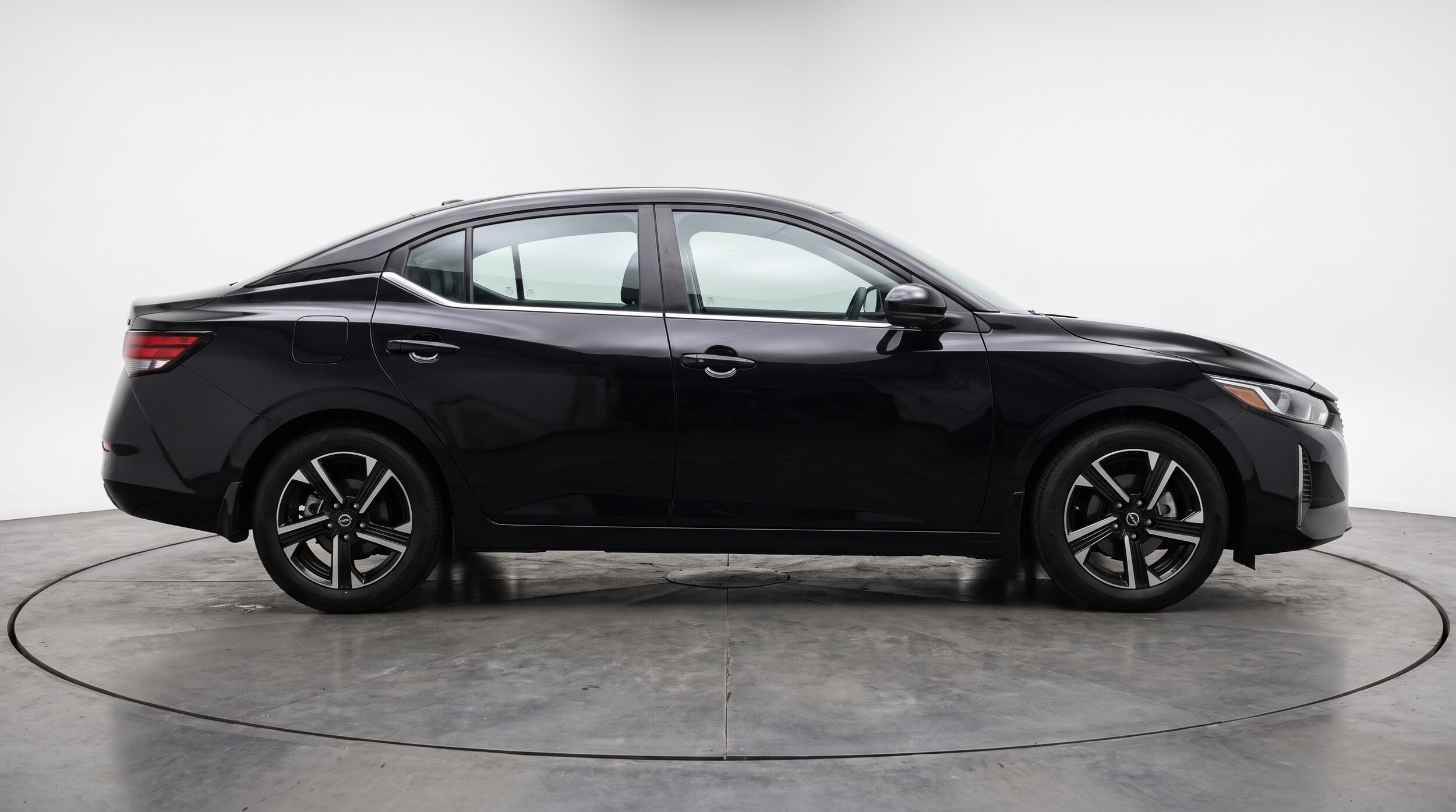 Thumbnail: 2025 Nissan Sentra - 8