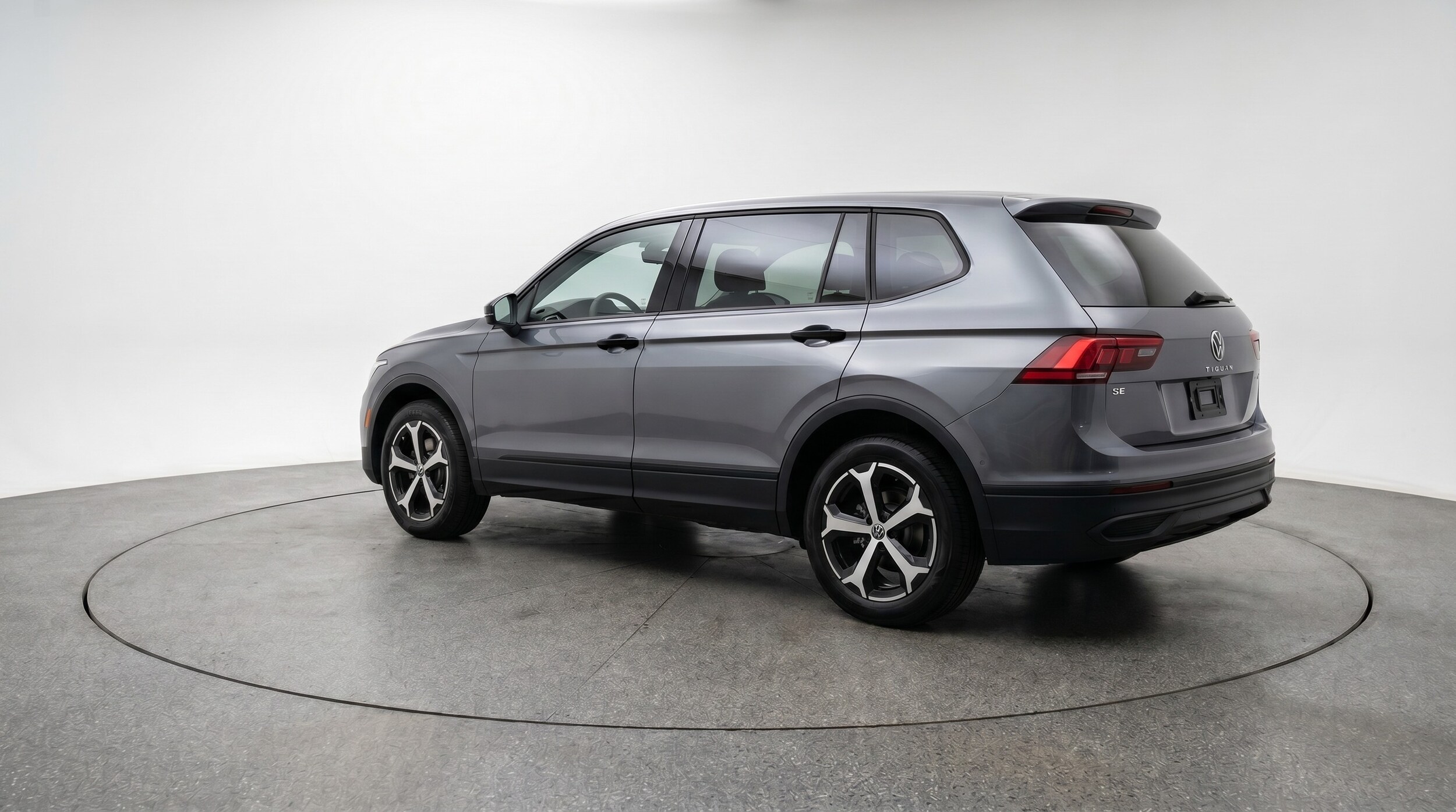 Thumbnail: 2026 Volkswagen Tiguan - 5