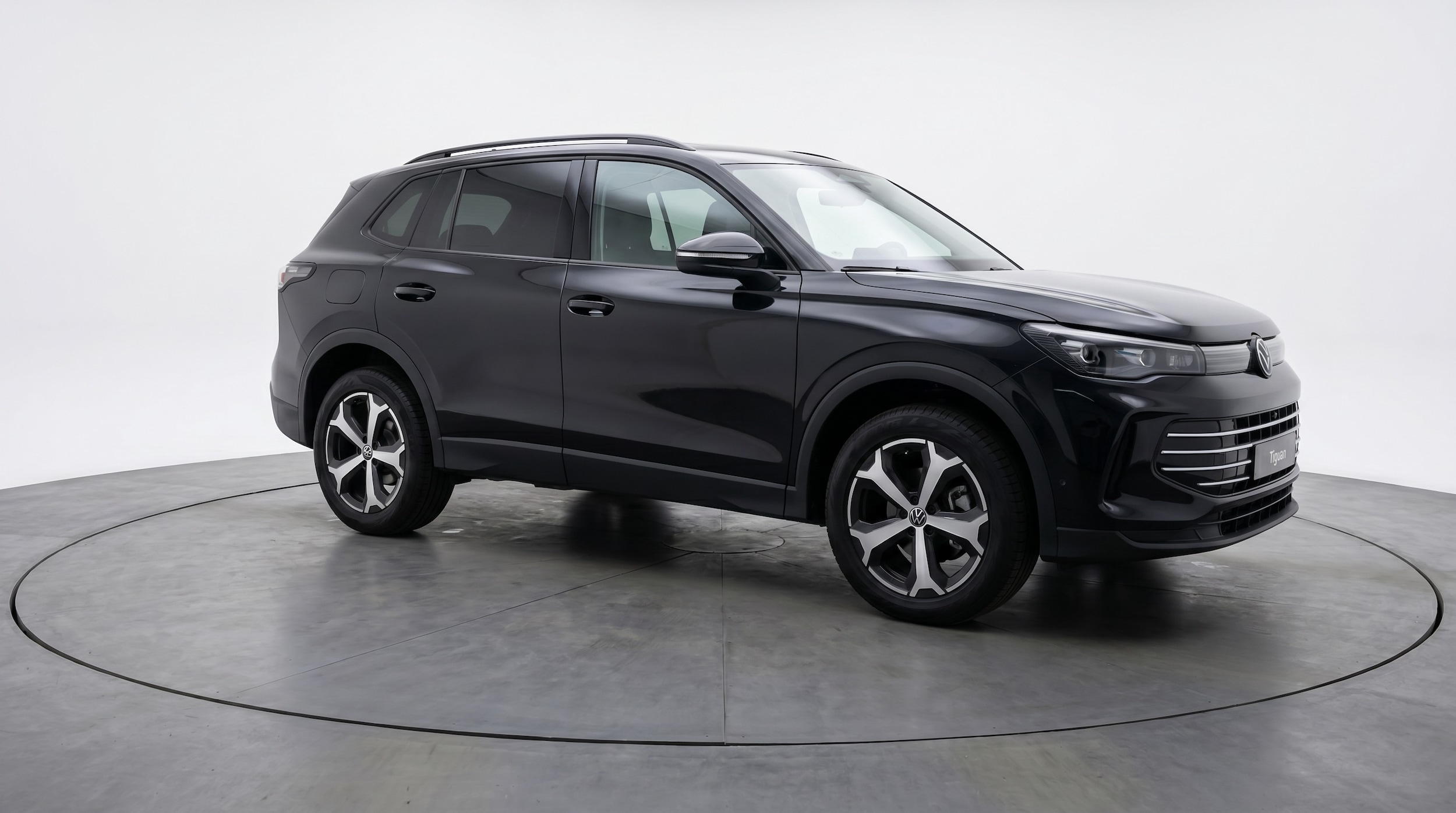 Thumbnail: 2026 Volkswagen Tiguan - 1