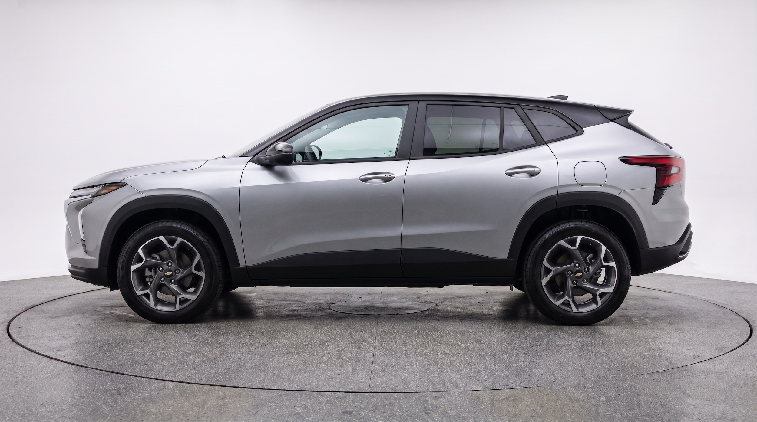 Thumbnail: 2025 Chevrolet Trax - 4