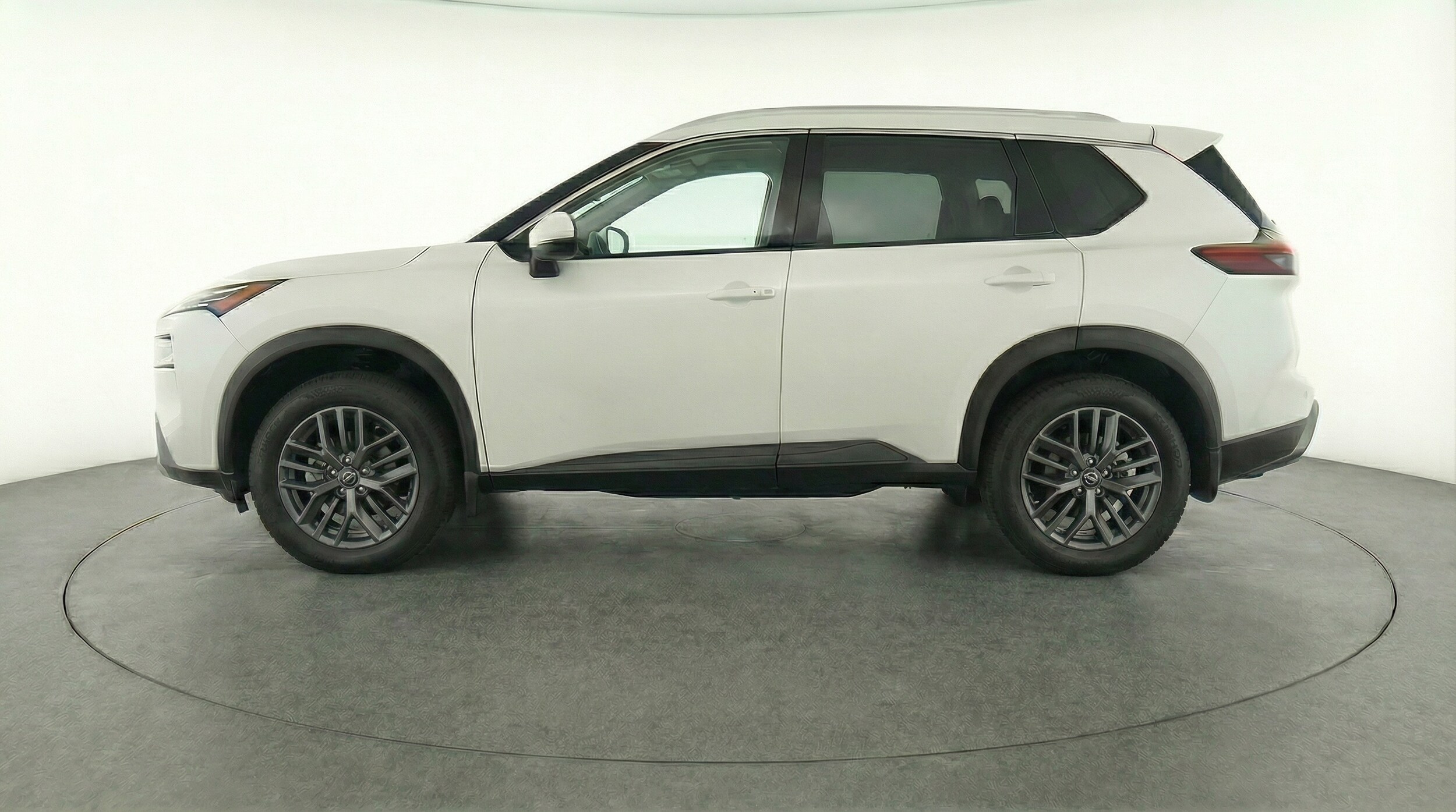 Thumbnail: 2026 Nissan Rogue - 4