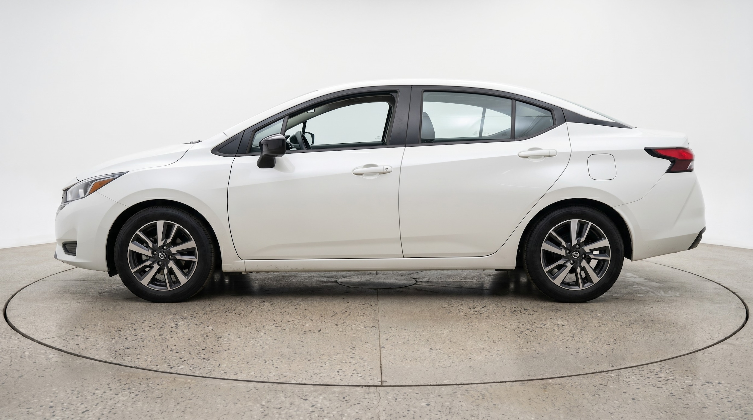 Thumbnail: 2025 Nissan Versa - 4