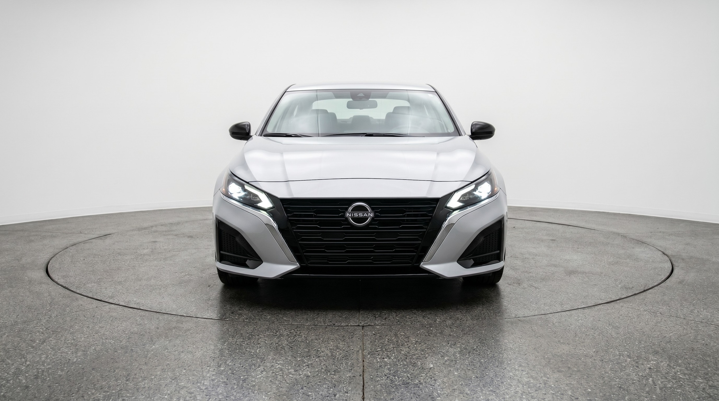 Thumbnail: 2025 Nissan Altima - 2