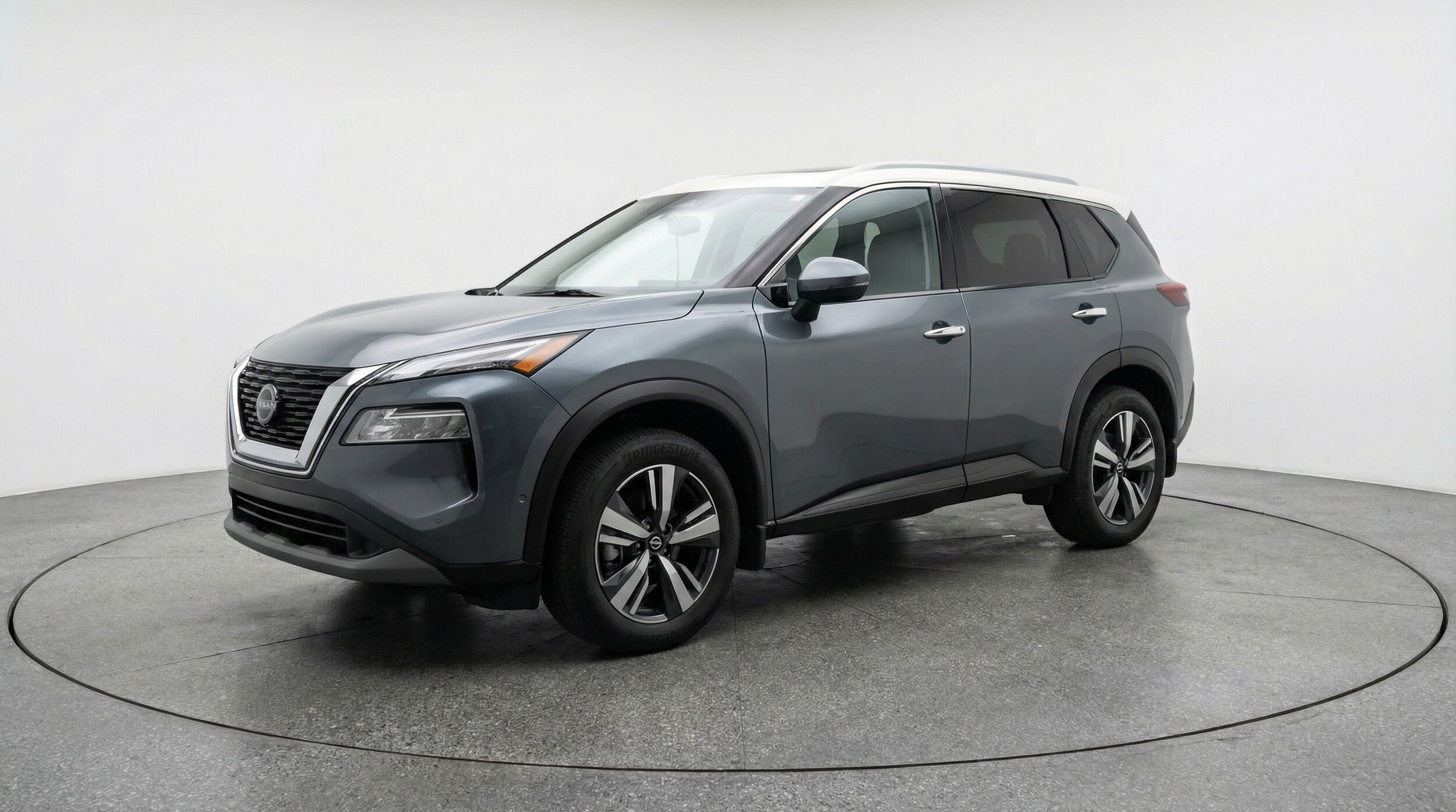 Thumbnail: 2026 Nissan Rogue - 3