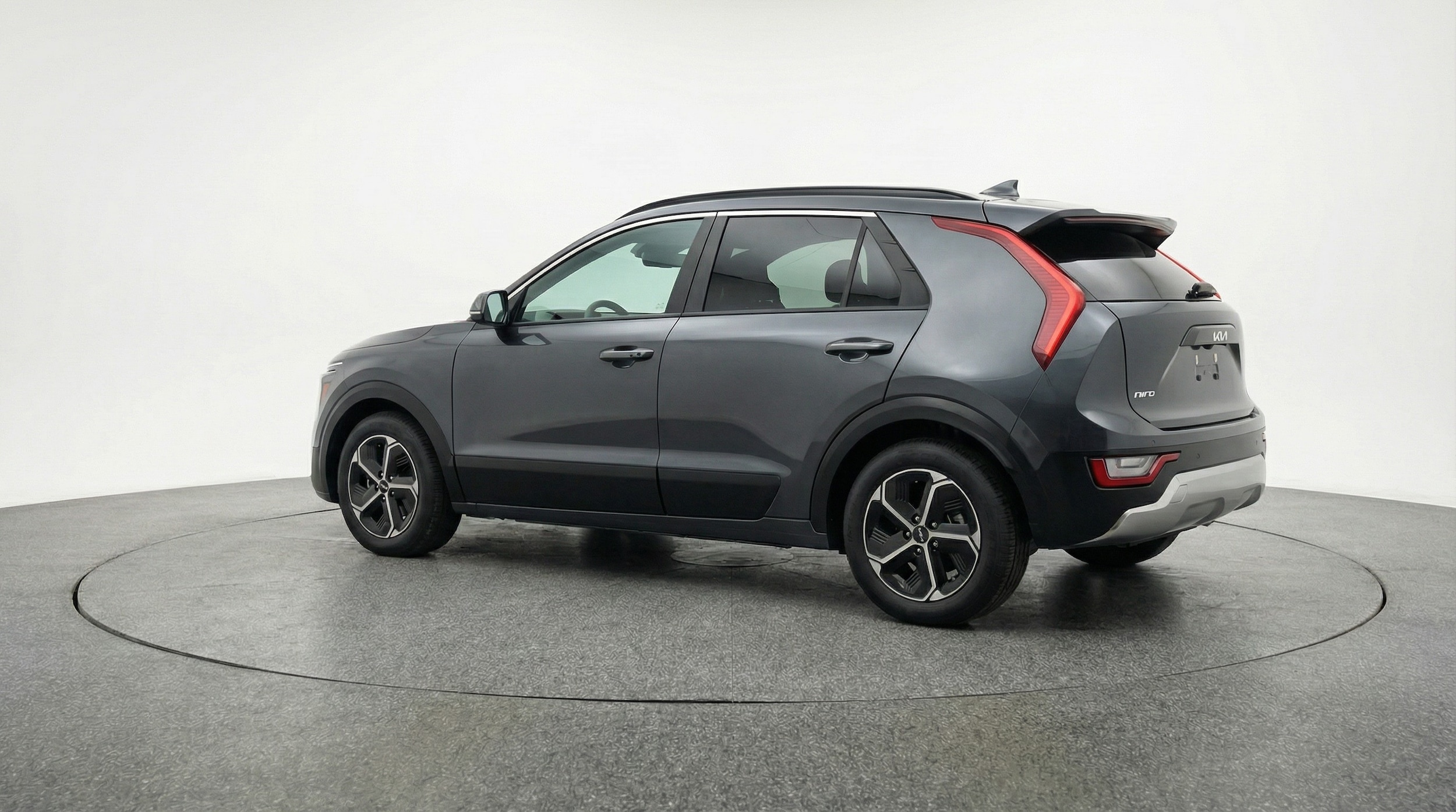 Thumbnail: 2026 Kia Niro - 5