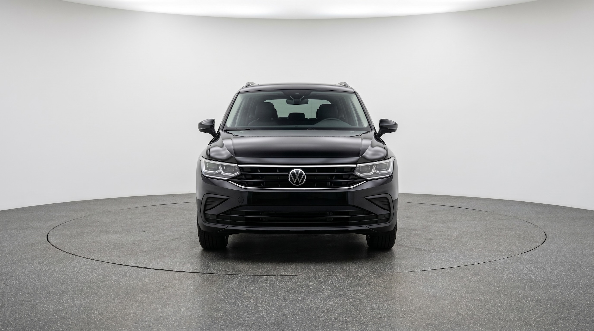 Thumbnail: 2026 Volkswagen Tiguan - 2