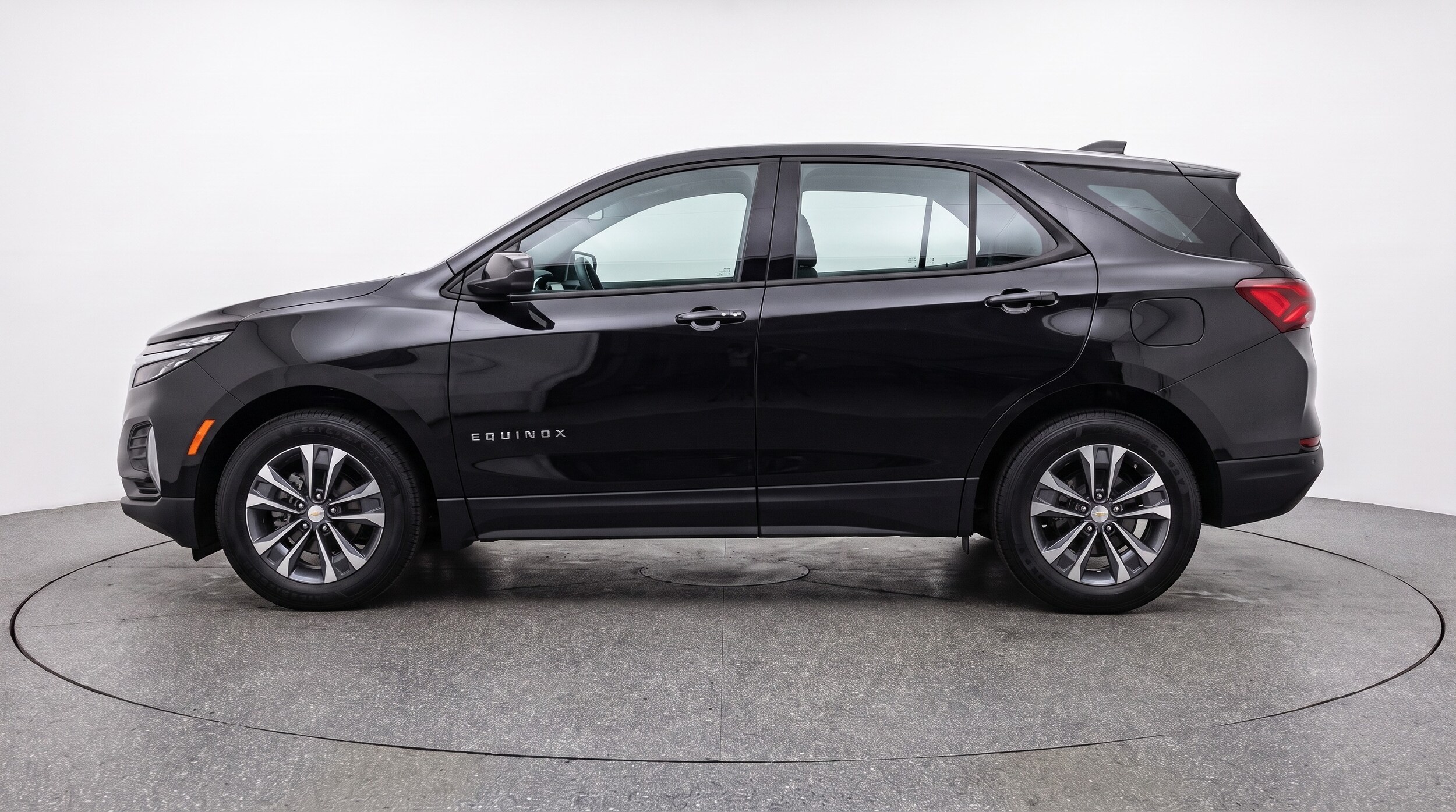 Thumbnail: 2025 Chevrolet Equinox - 4