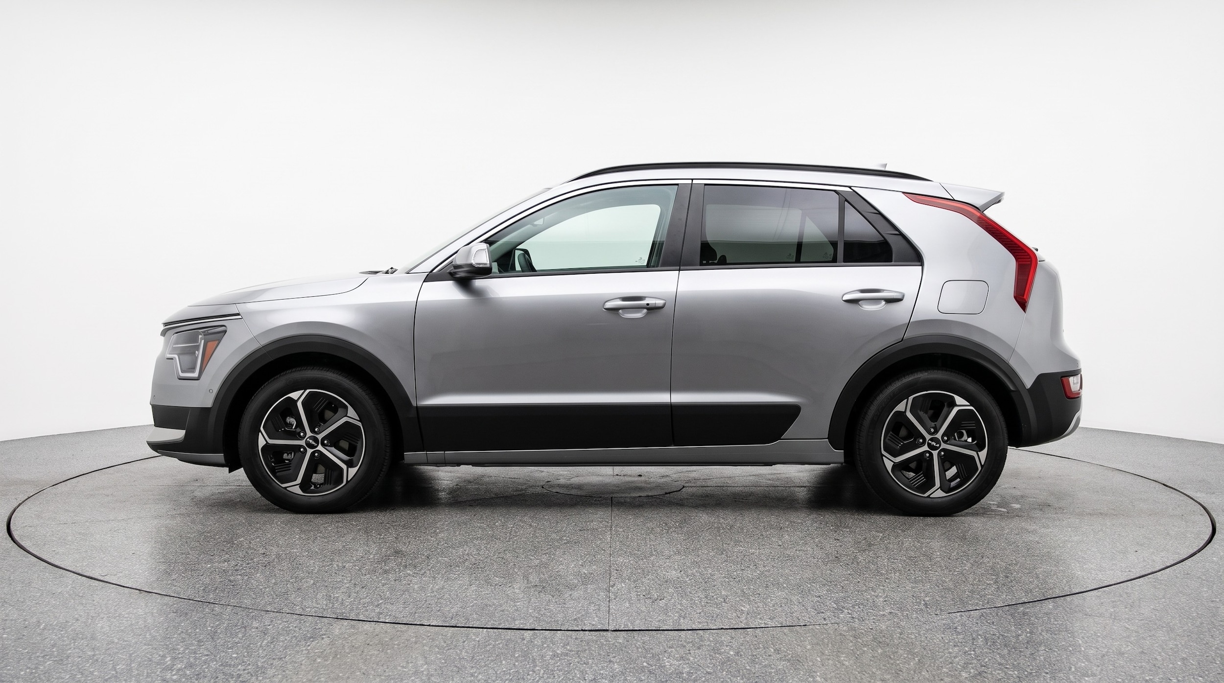 Thumbnail: 2026 Kia Niro - 4