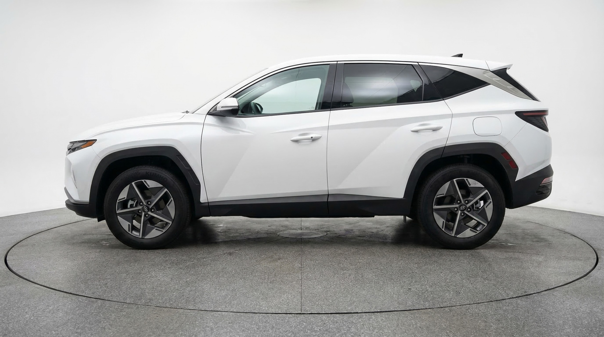 Thumbnail: 2026 Hyundai Tucson - 4