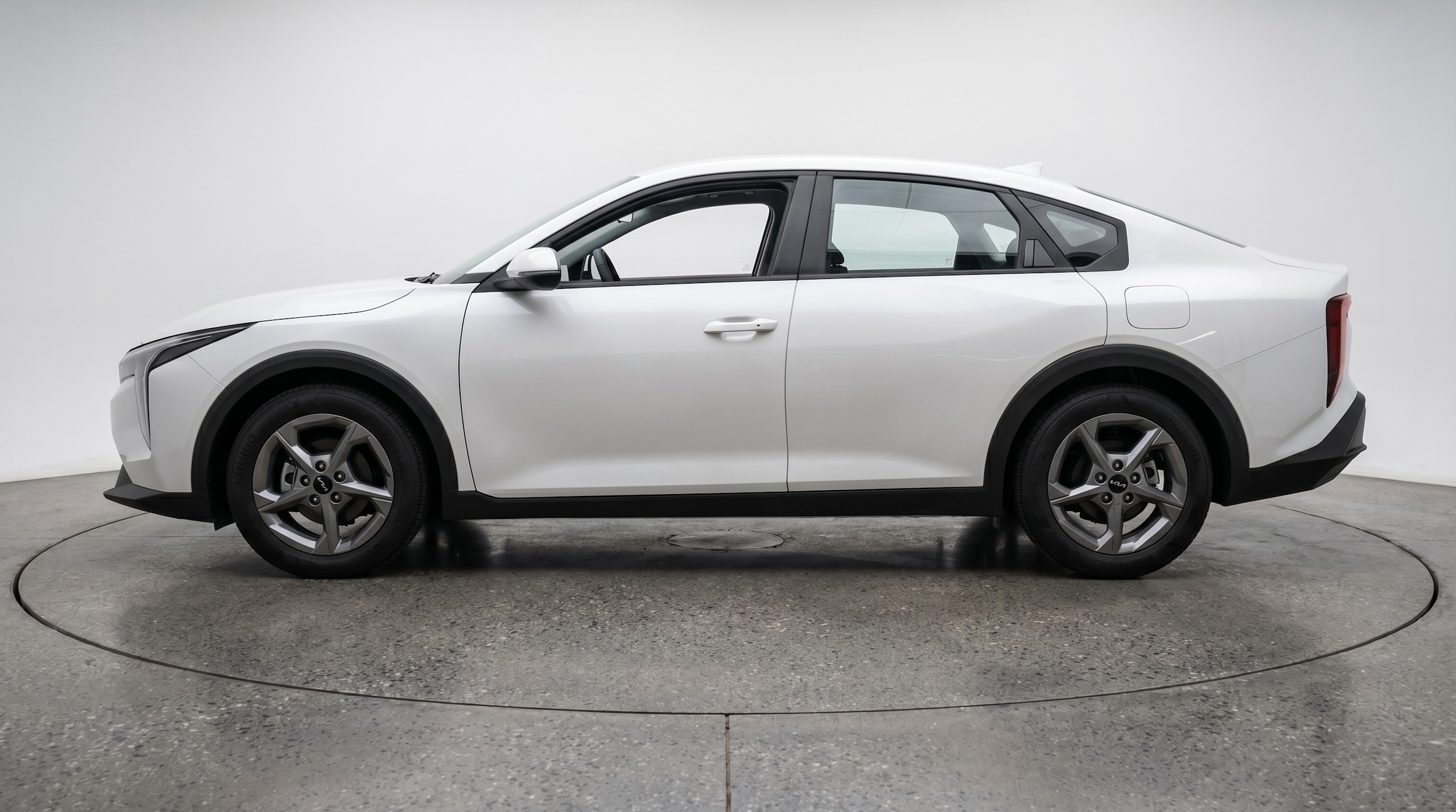 Thumbnail: 2026 Kia K4 - 4