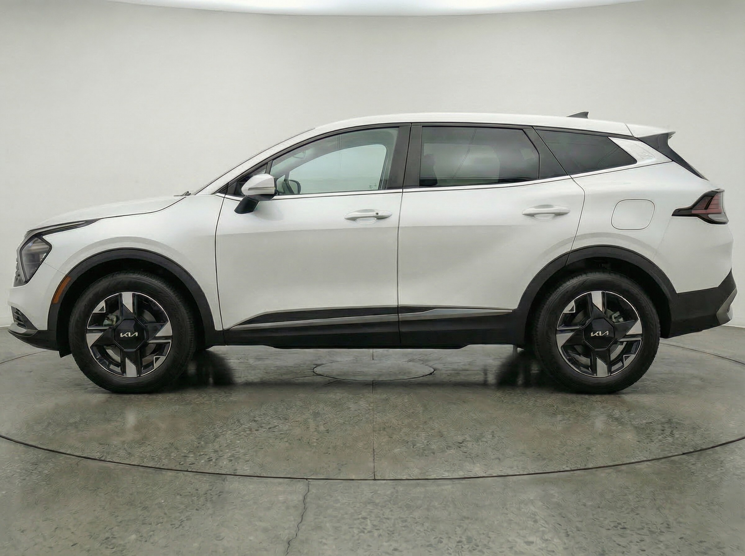 Thumbnail: 2026 Kia Sportage - 4