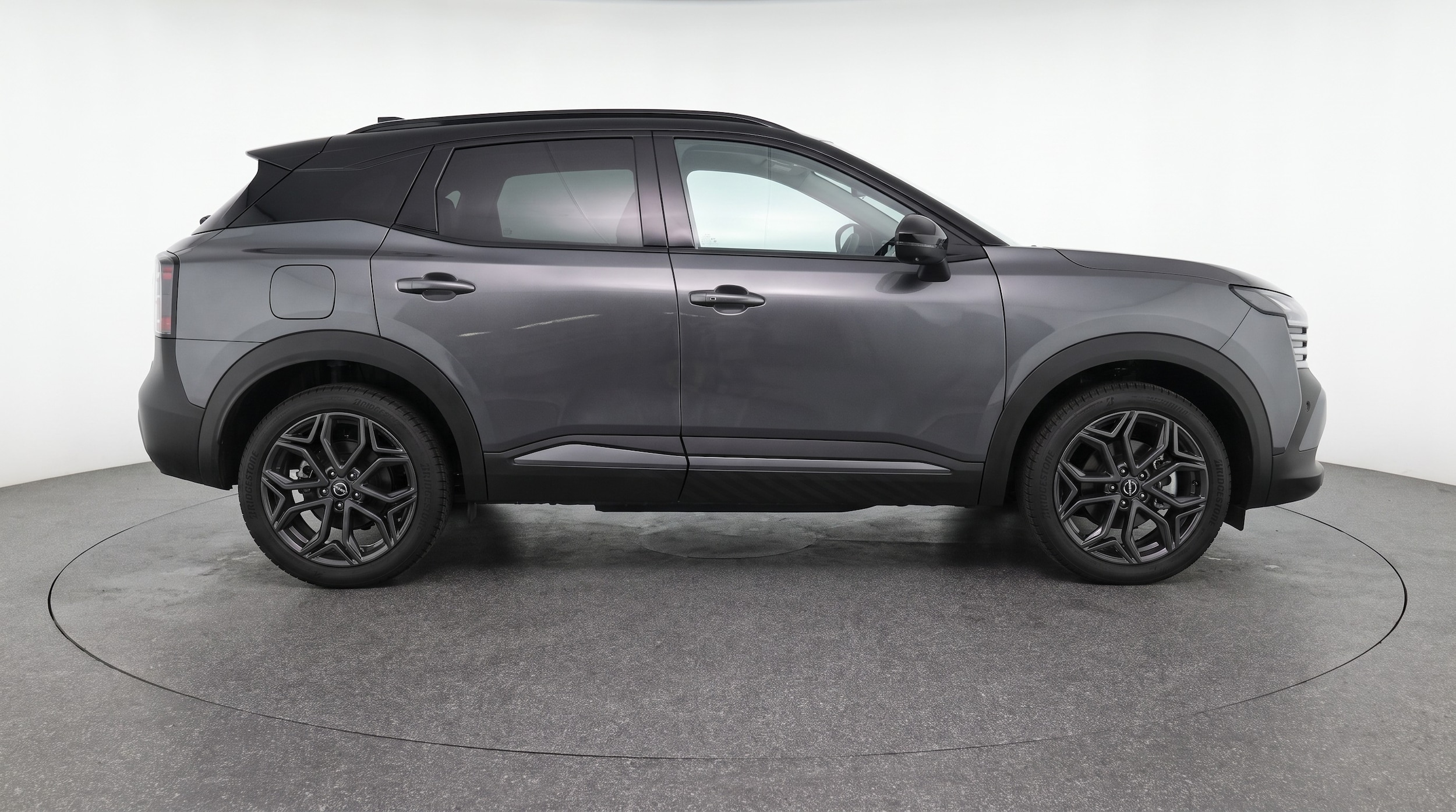 Thumbnail: 2026 Nissan Kicks - 8