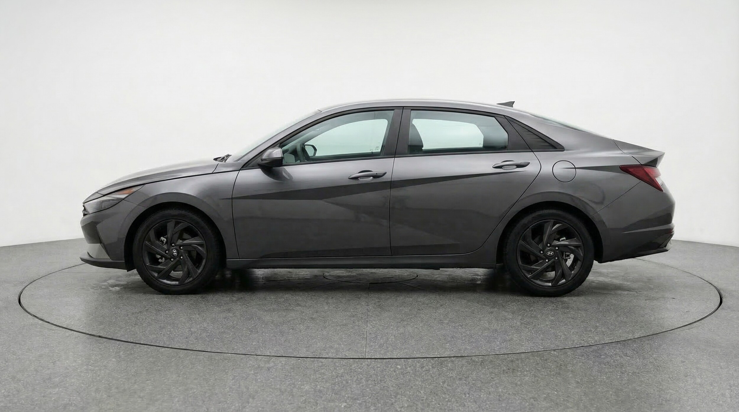 Thumbnail: 2026 Hyundai Elantra - 4
