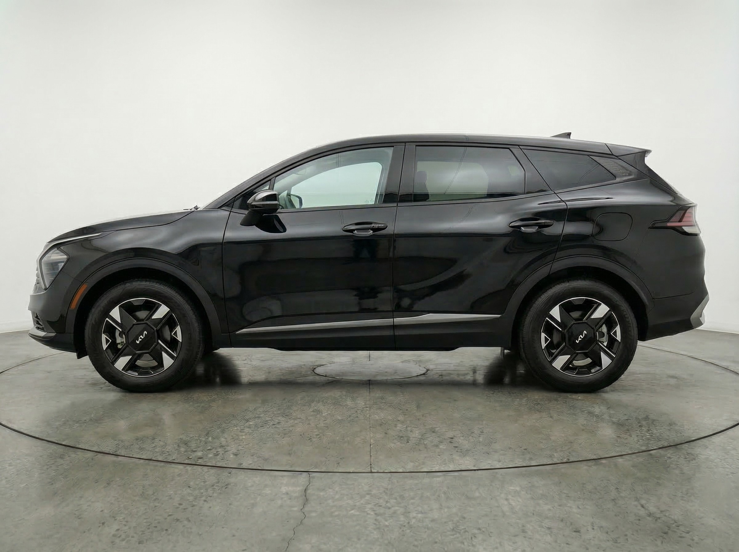Thumbnail: 2026 Kia Sportage - 4