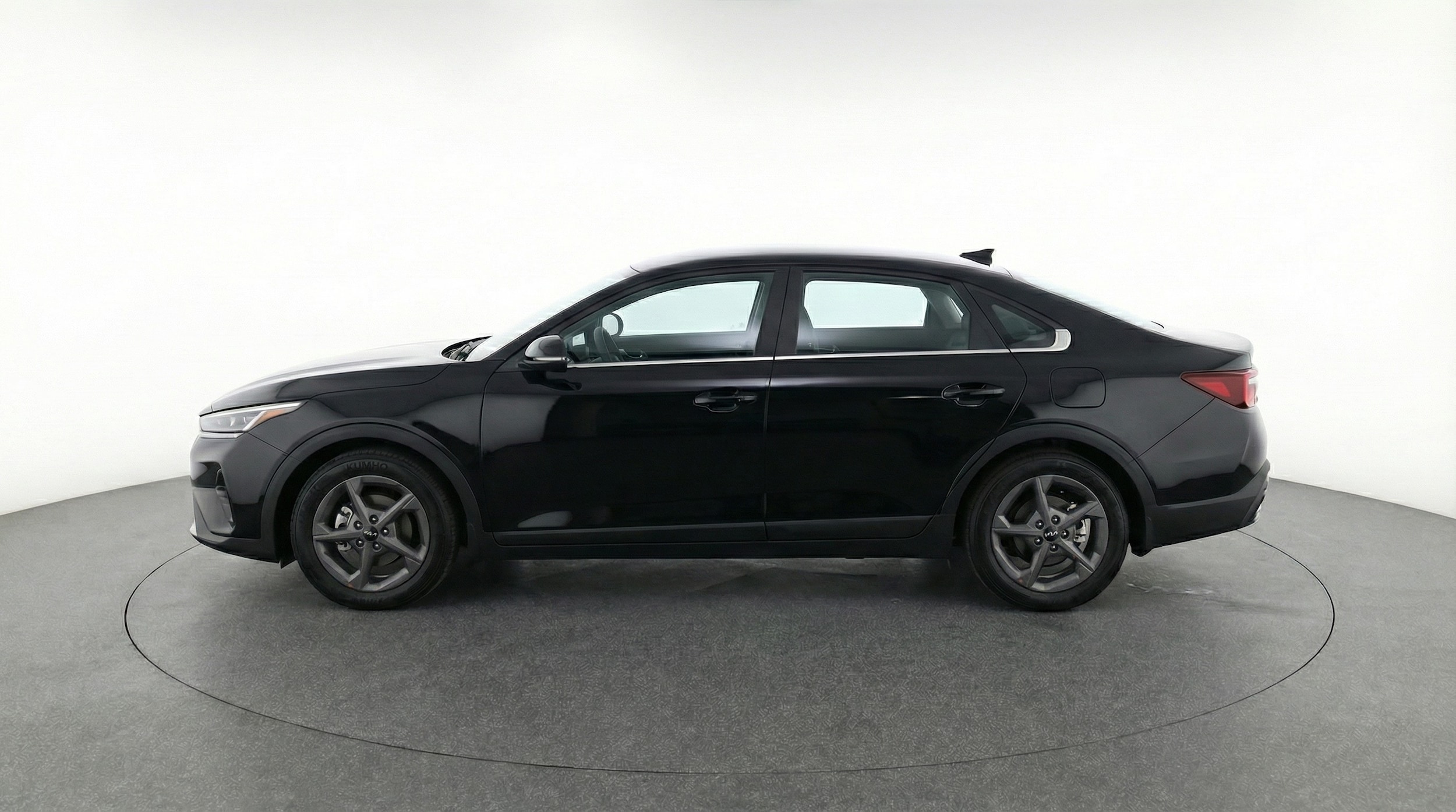 Thumbnail: 2026 Kia K4 - 4