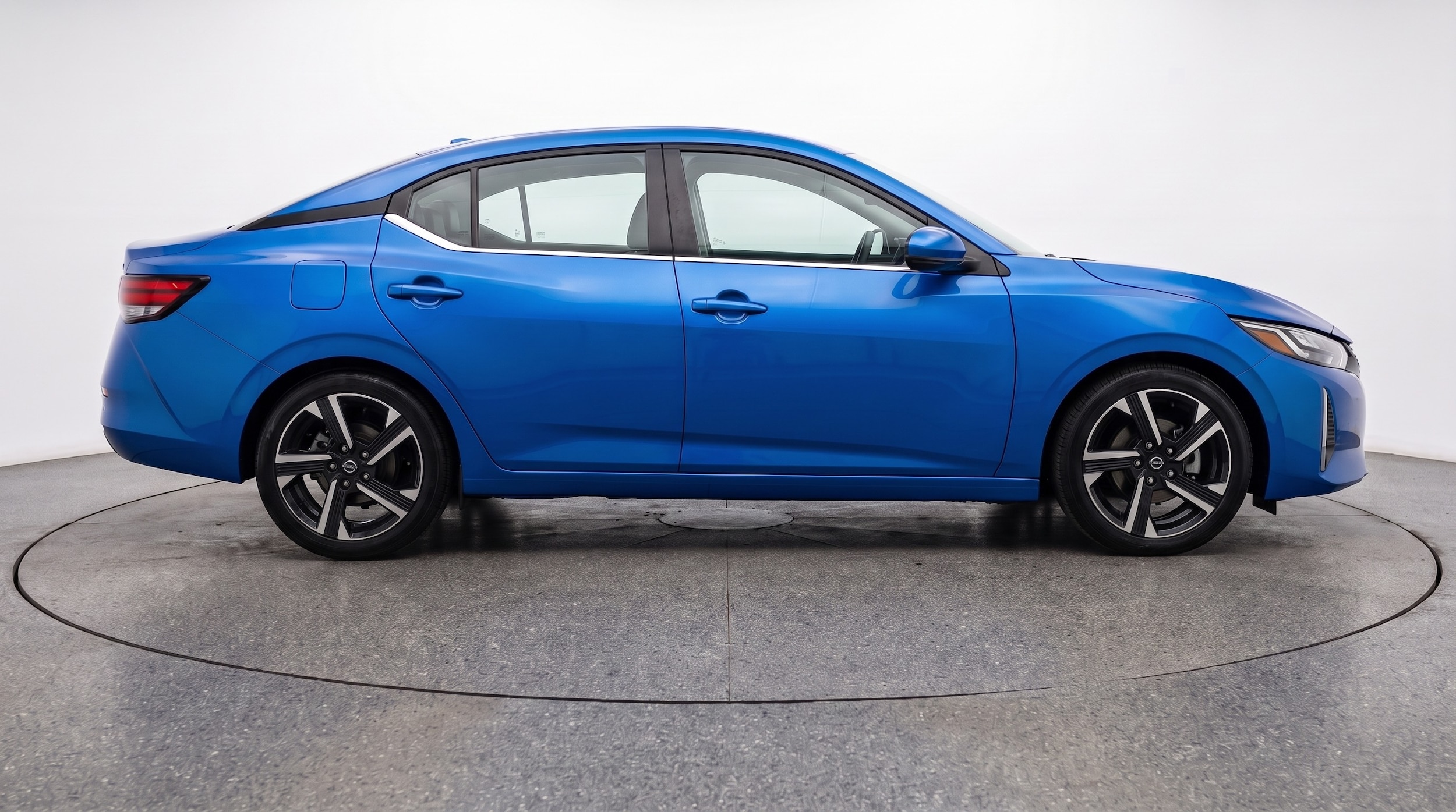 Thumbnail: 2025 Nissan Sentra - 8
