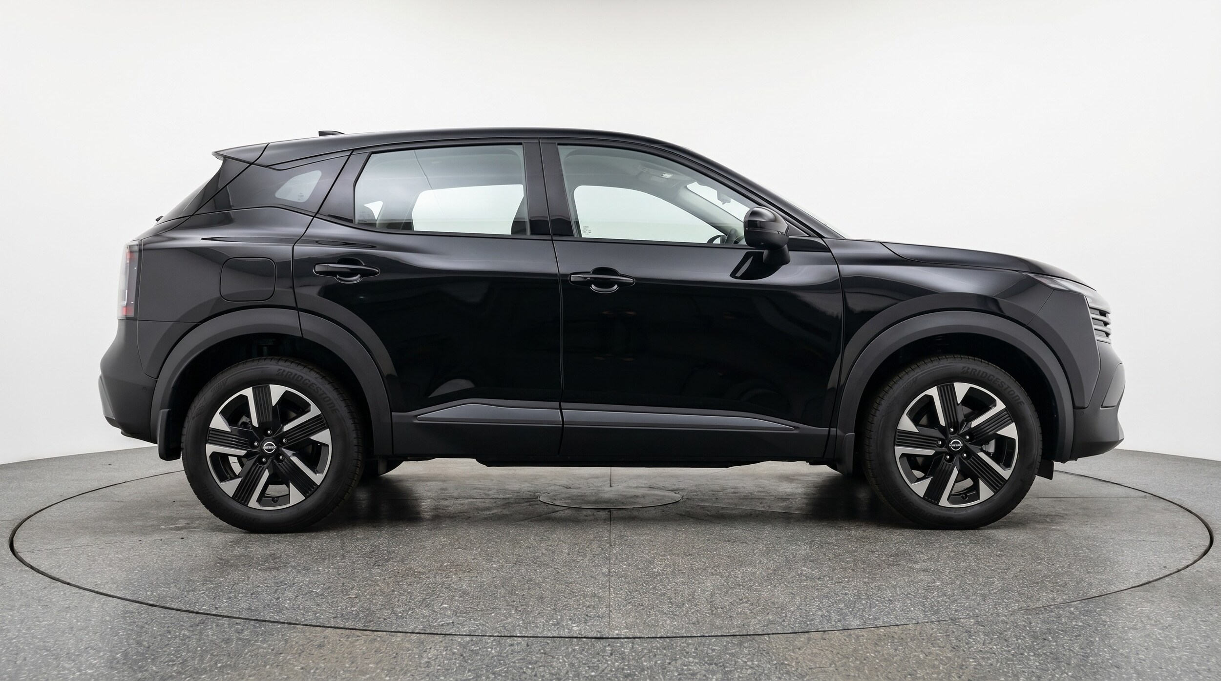 Thumbnail: 2026 Nissan Kicks - 8