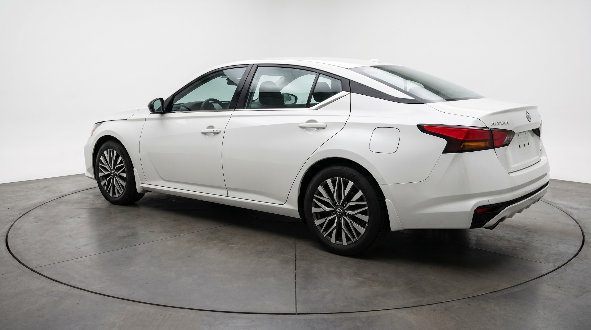 Thumbnail: 2026 Nissan Altima - 5