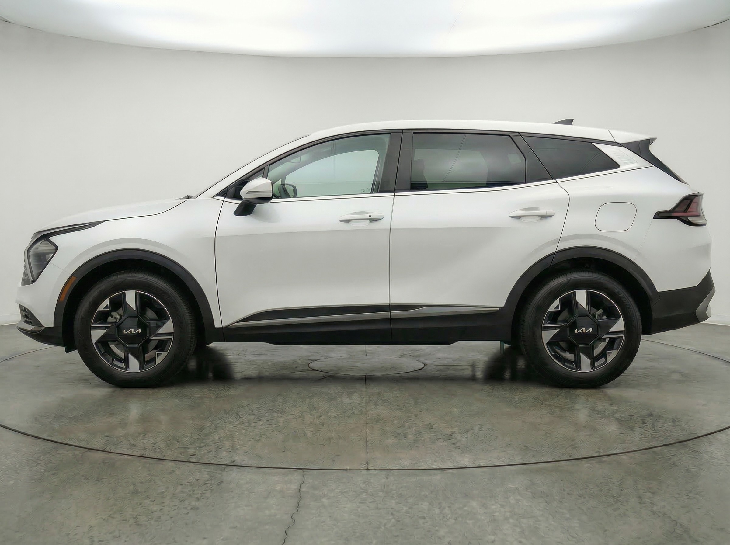 Thumbnail: 2026 Kia Sportage - 4