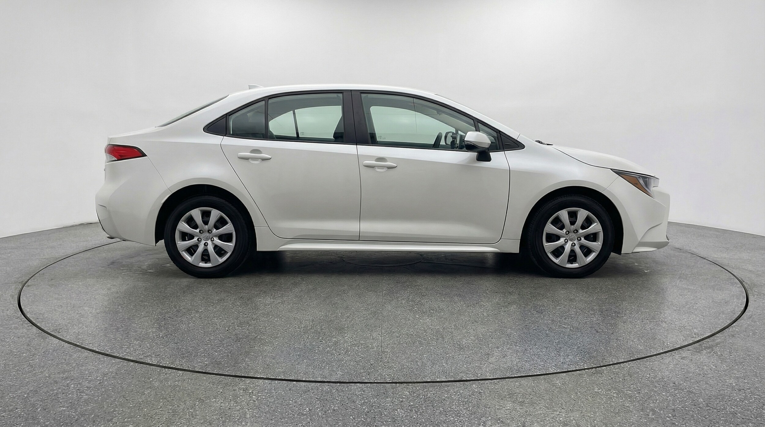 Thumbnail: 2025 Toyota Corolla - 8