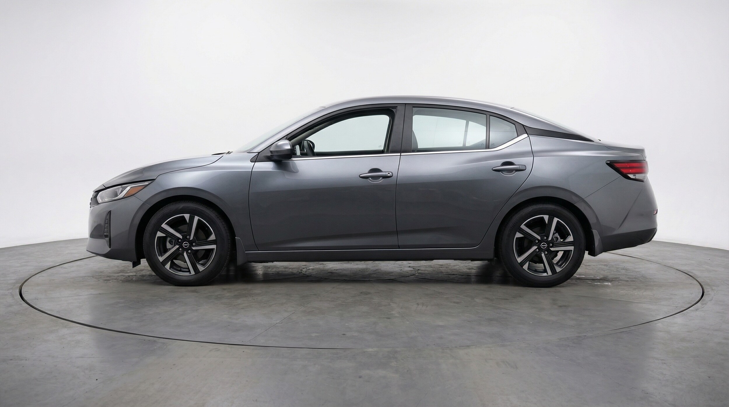 Thumbnail: 2025 Nissan Sentra - 4