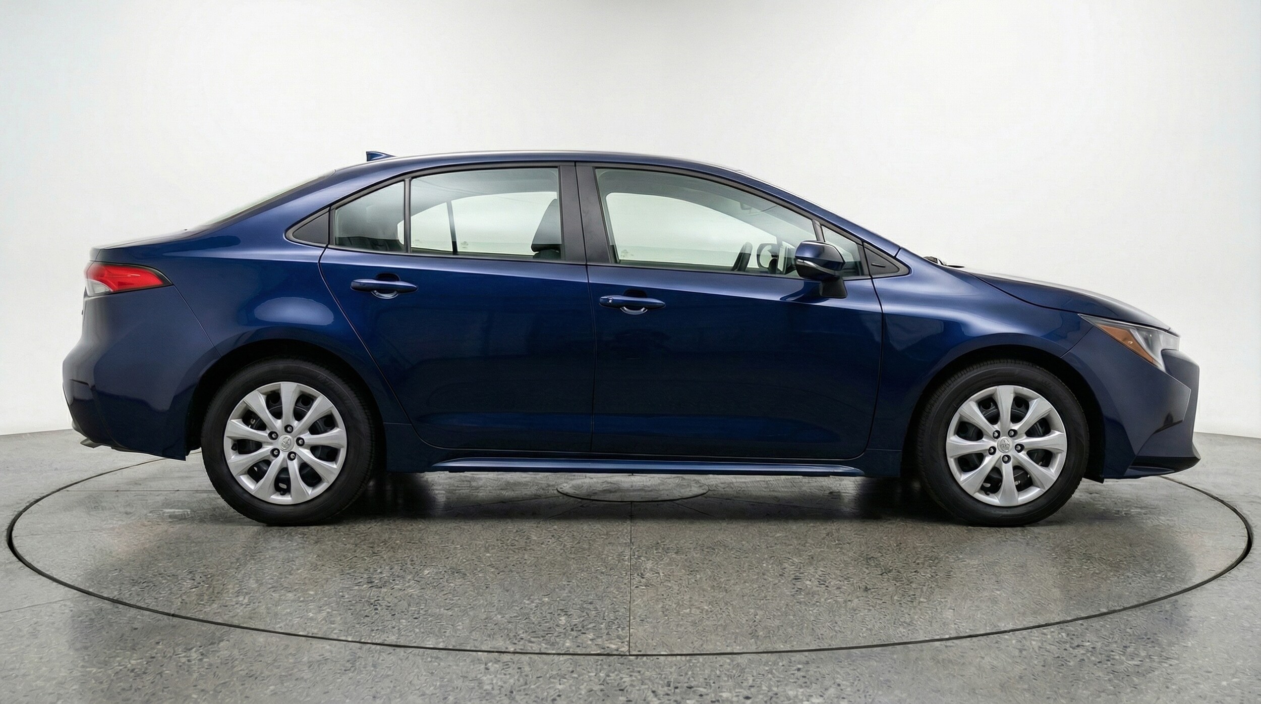 Thumbnail: 2025 Toyota Corolla - 8
