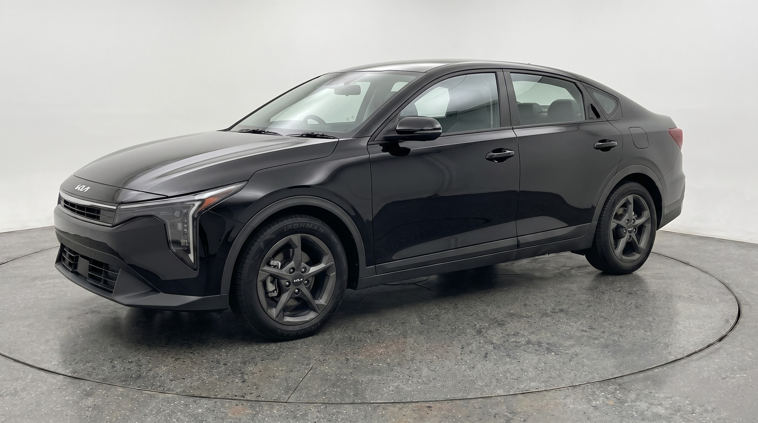 Thumbnail: 2026 Kia K4 - 3
