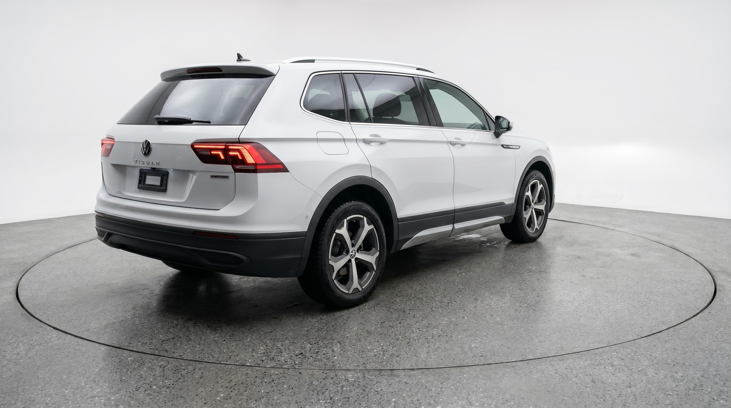Thumbnail: 2026 Volkswagen Tiguan - 7
