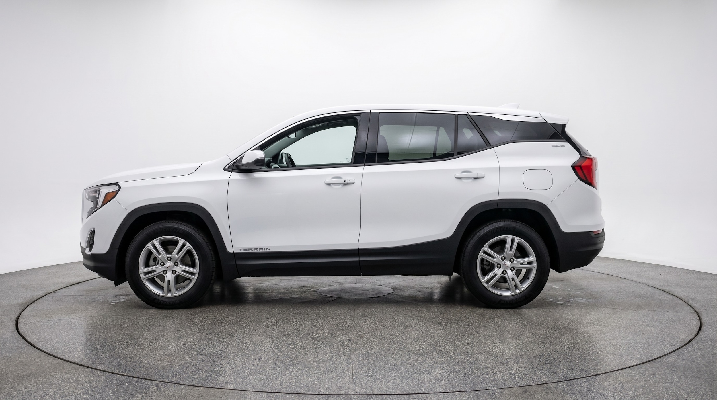 Thumbnail: 2024 GMC Terrain - 4