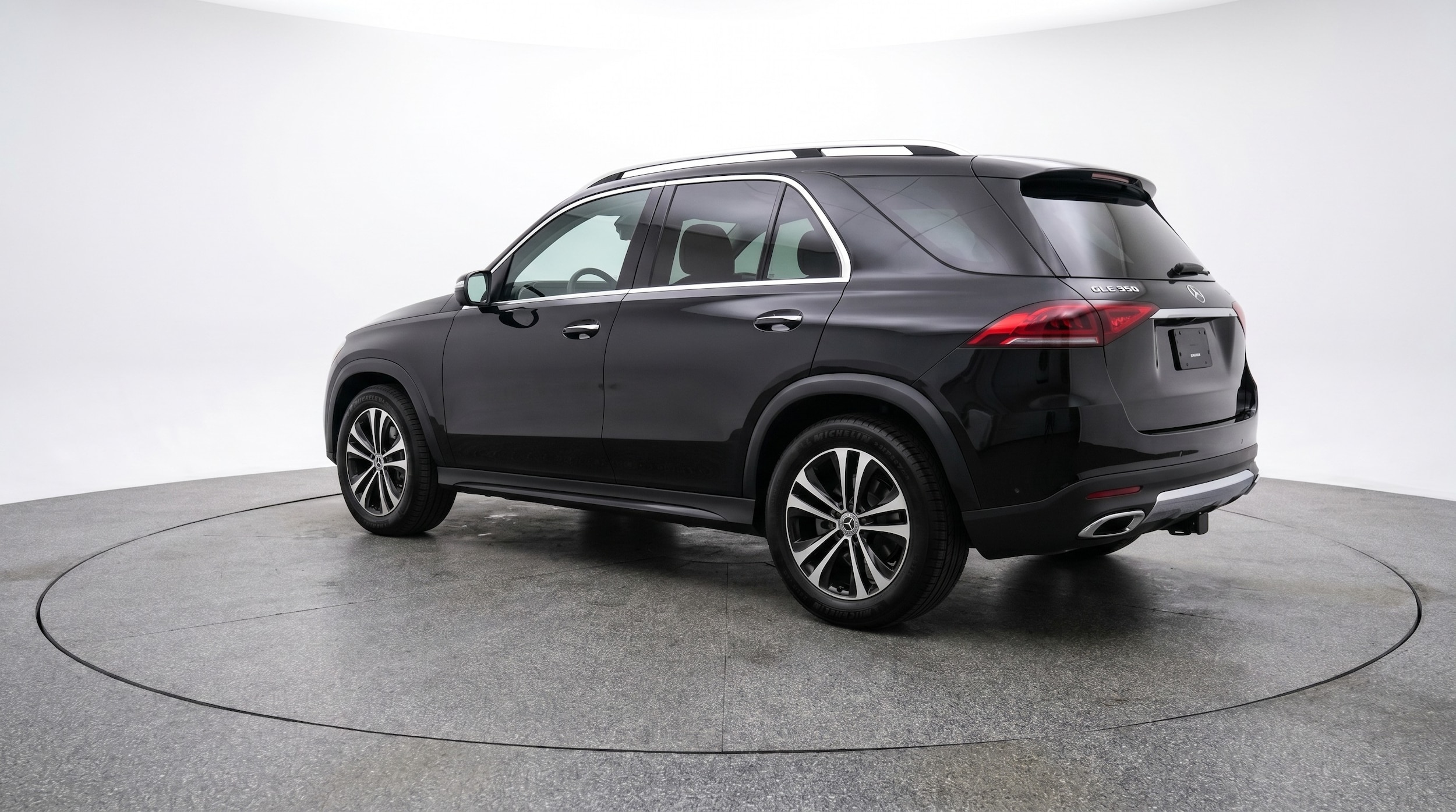 Thumbnail: 2026 Mercedes-Benz GLE - 5