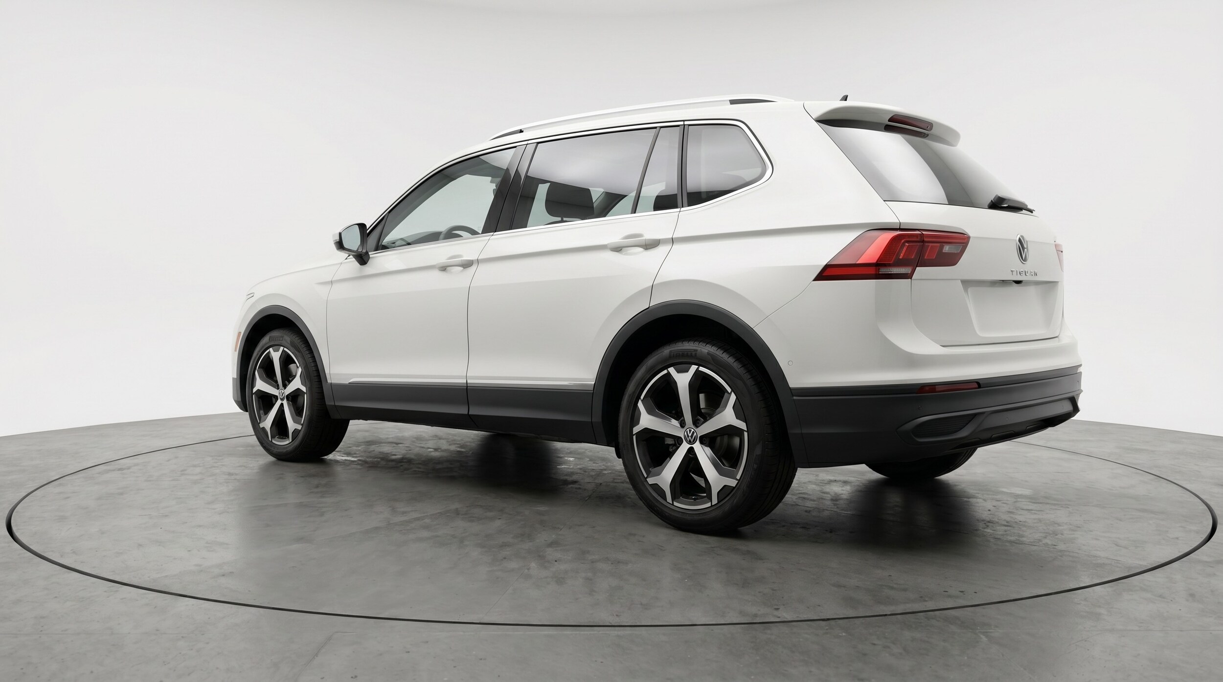 Thumbnail: 2026 Volkswagen Tiguan - 5