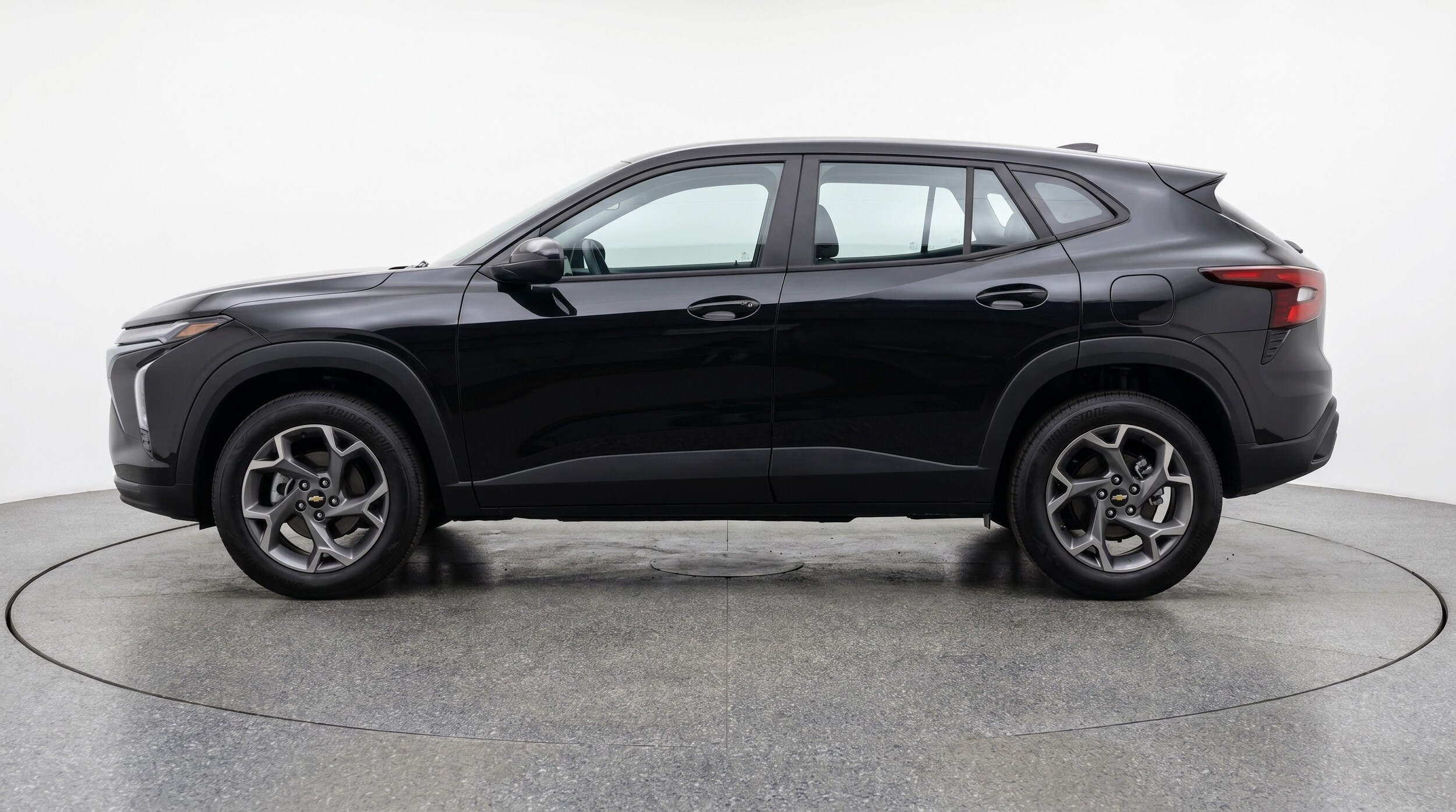 Thumbnail: 2025 Chevrolet Trax - 4
