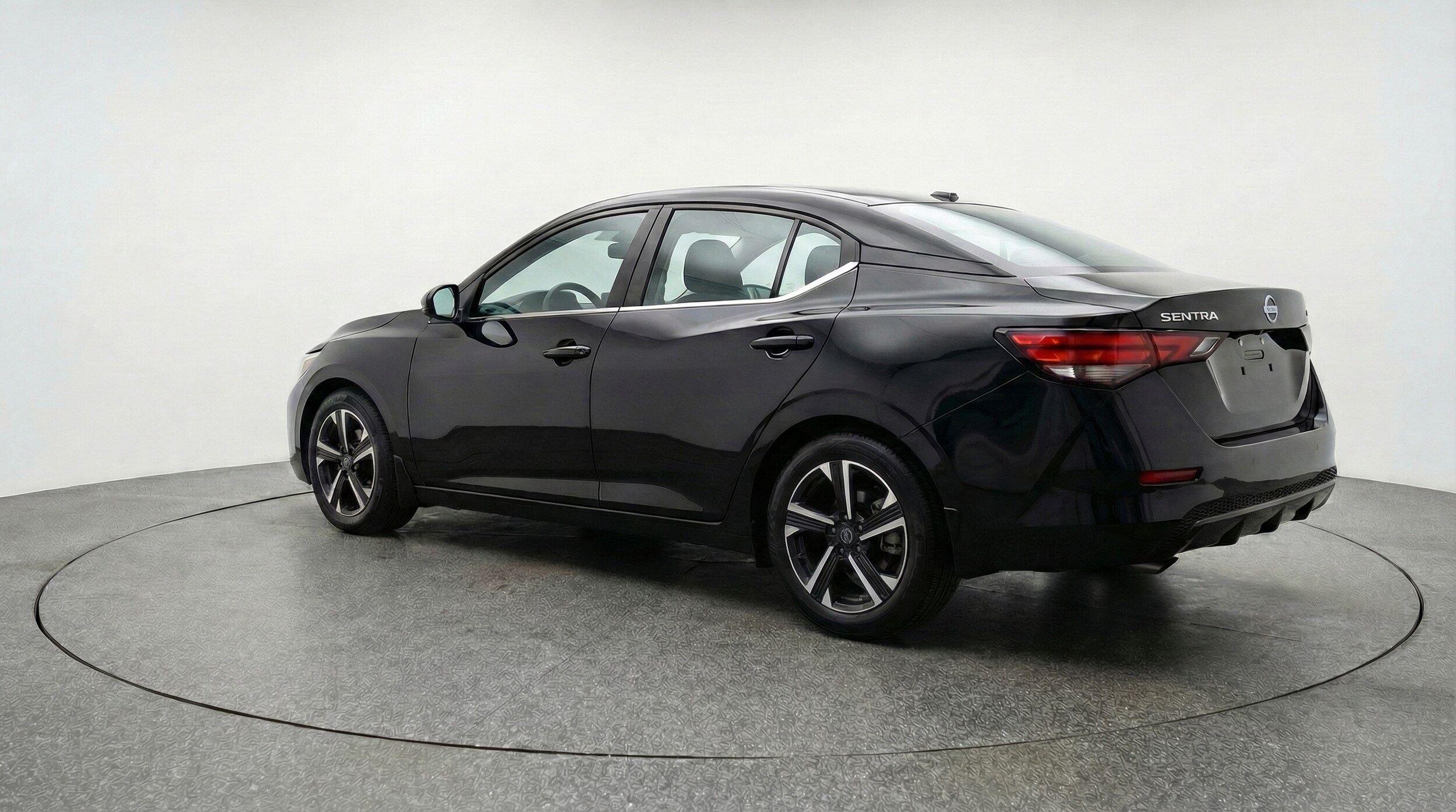Thumbnail: 2025 Nissan Sentra - 5