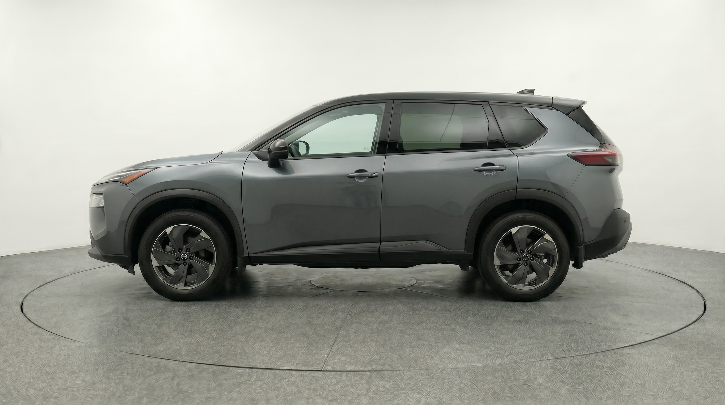 Thumbnail: 2025 Nissan Rogue - 4