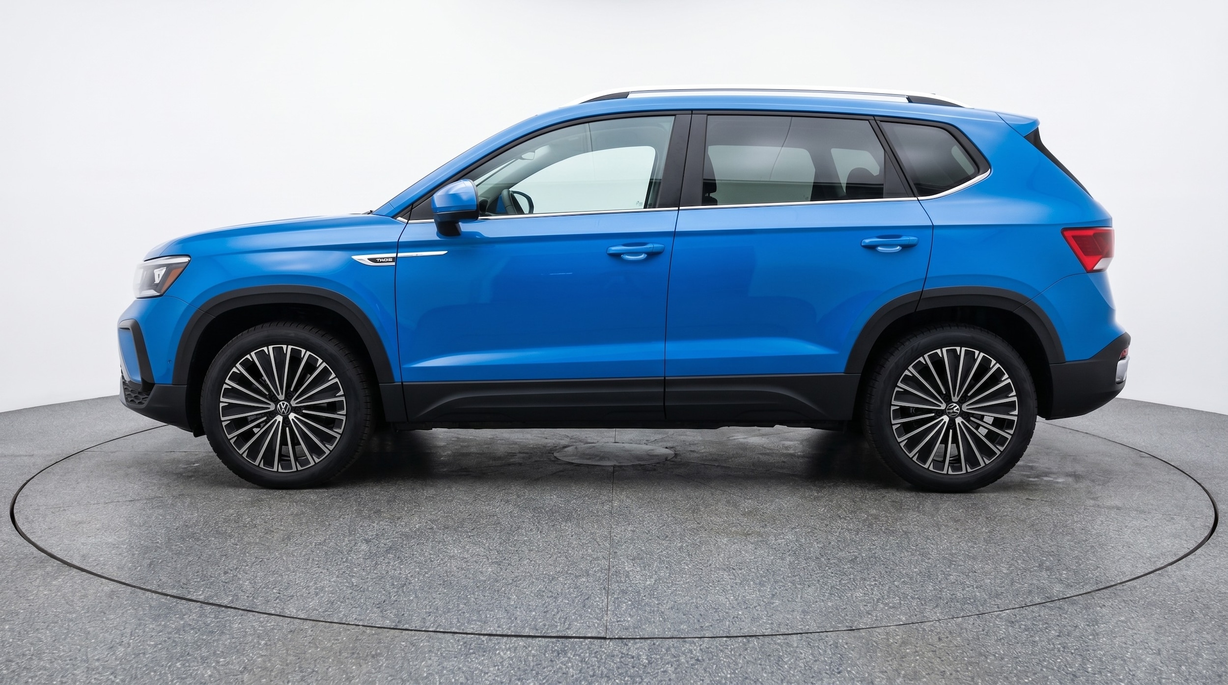 Thumbnail: 2026 Volkswagen Taos - 4