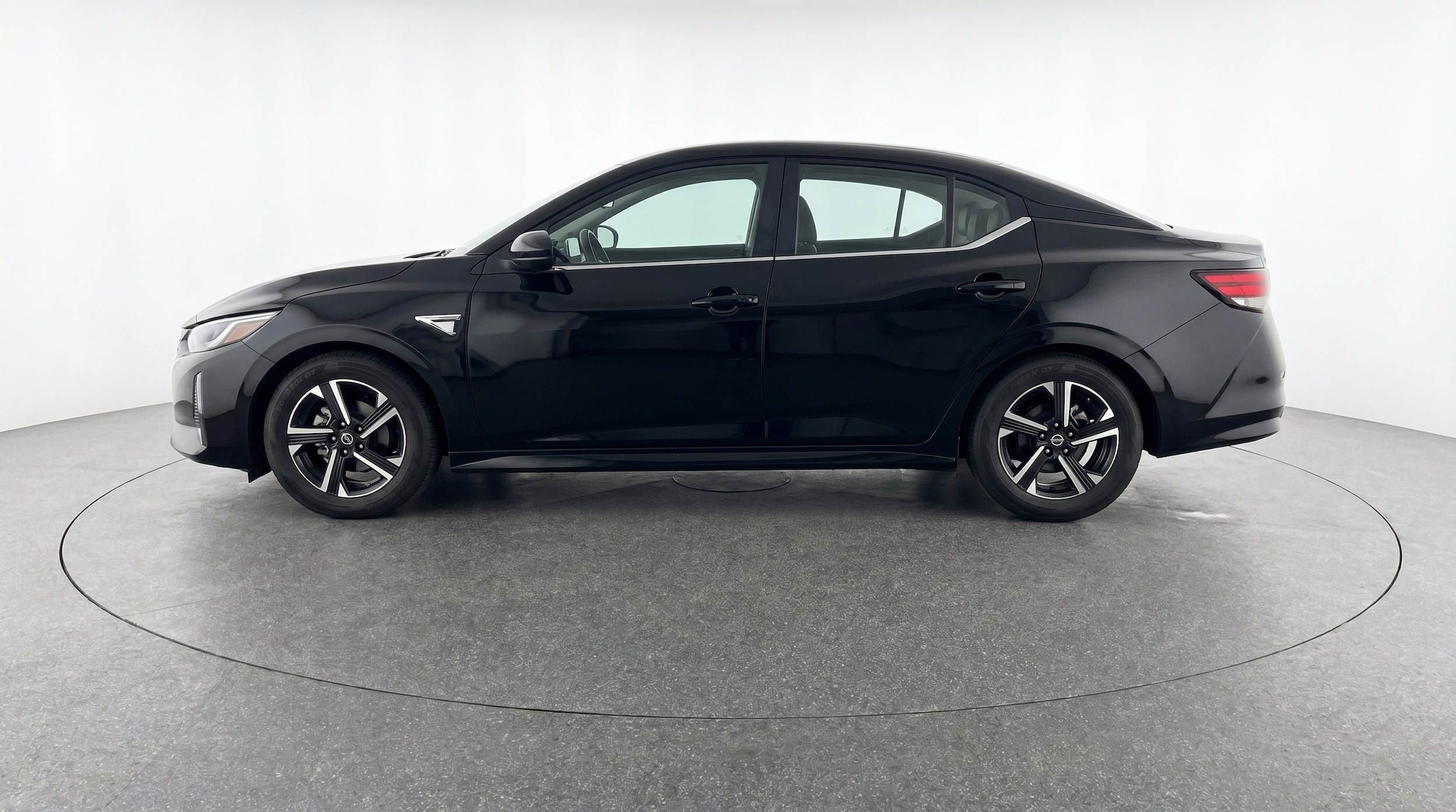 Thumbnail: 2025 Nissan Sentra - 4