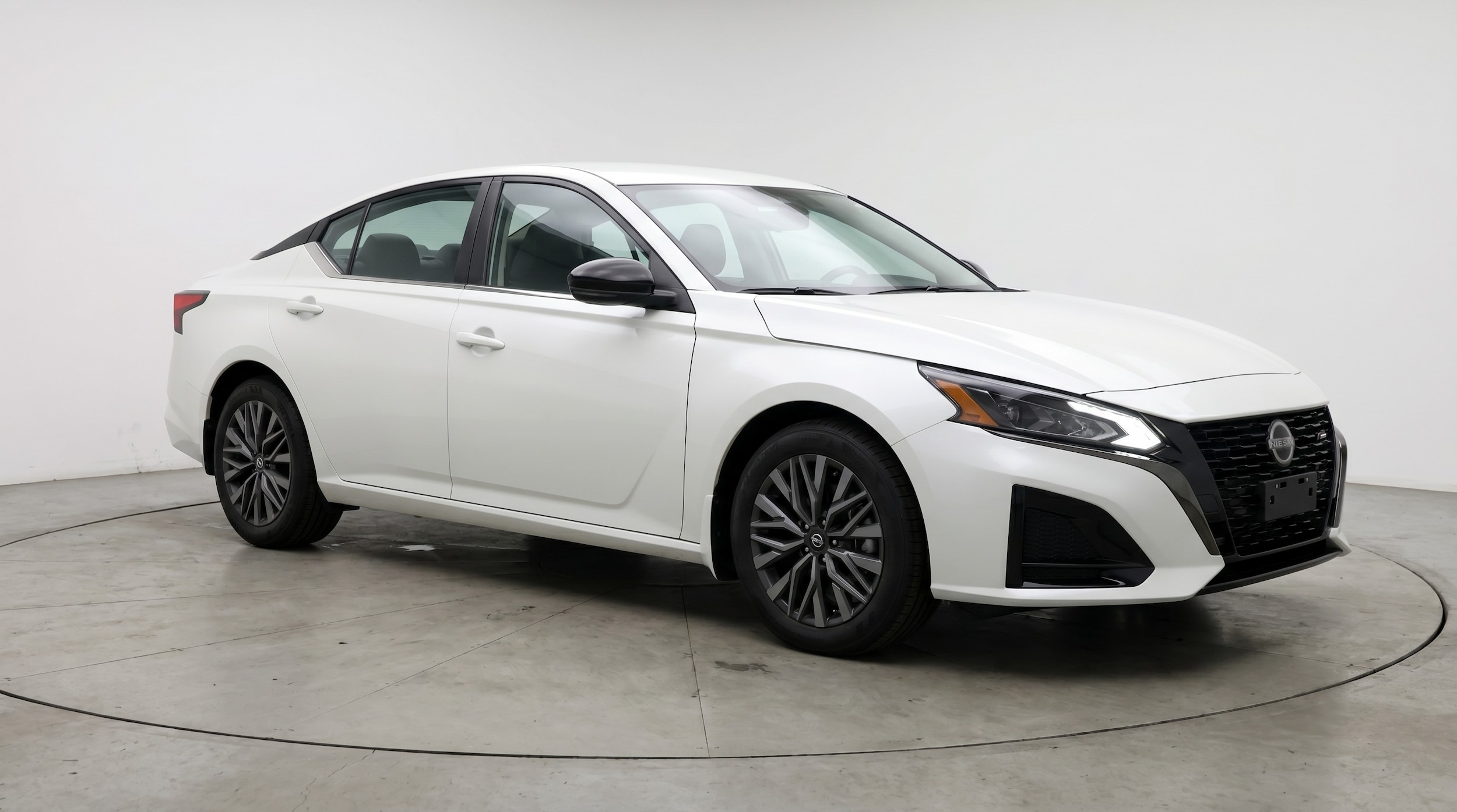 Thumbnail: 2026 Nissan Altima - 1