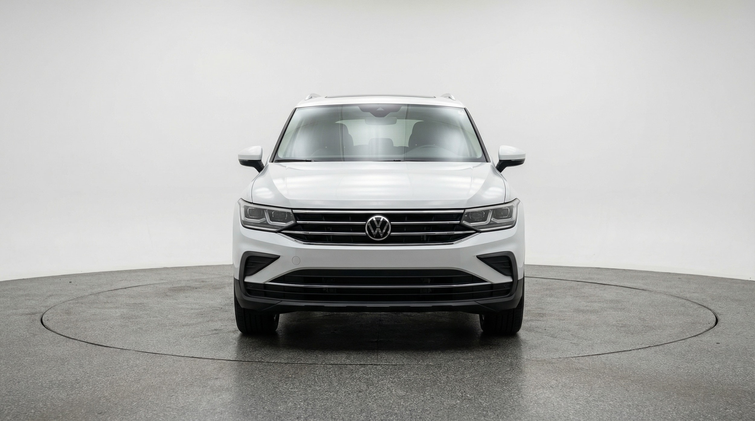 Thumbnail: 2026 Volkswagen Tiguan - 2