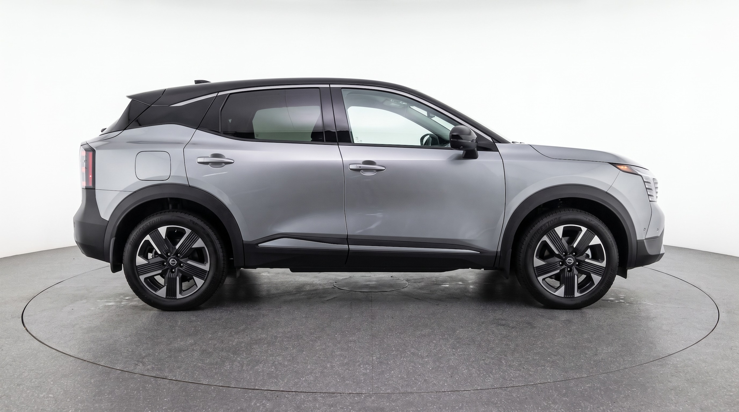 Thumbnail: 2026 Nissan Kicks - 8