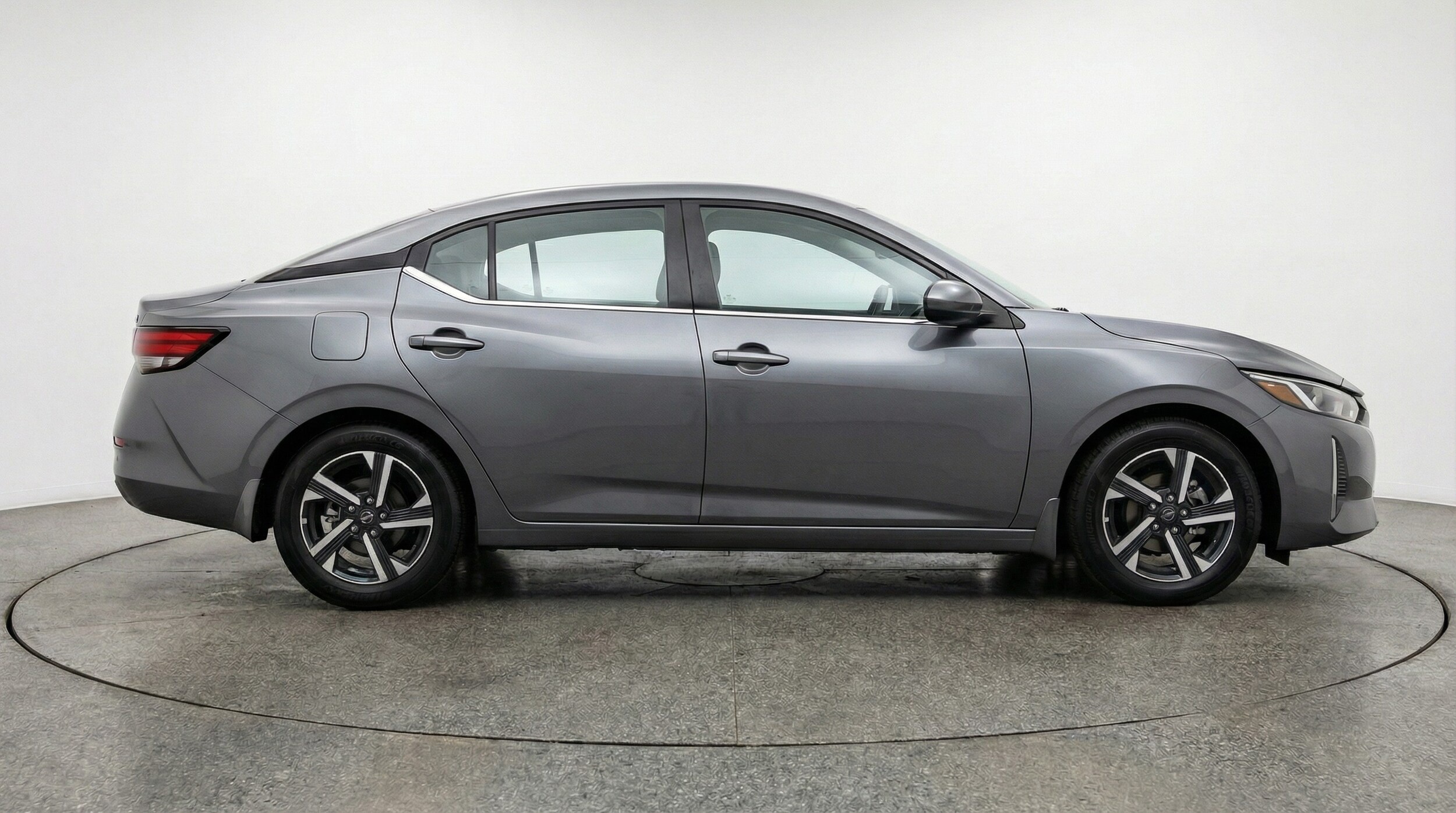 Thumbnail: 2025 Nissan Sentra - 8