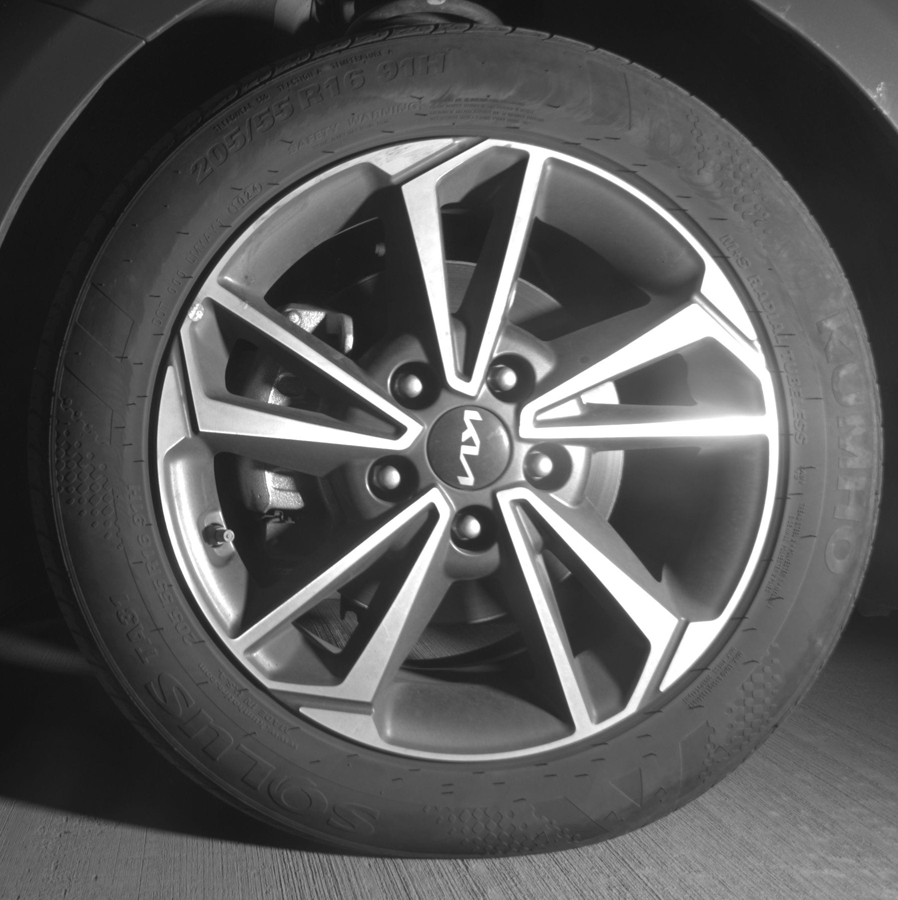 Thumbnail: 2024 Kia Forte - 9