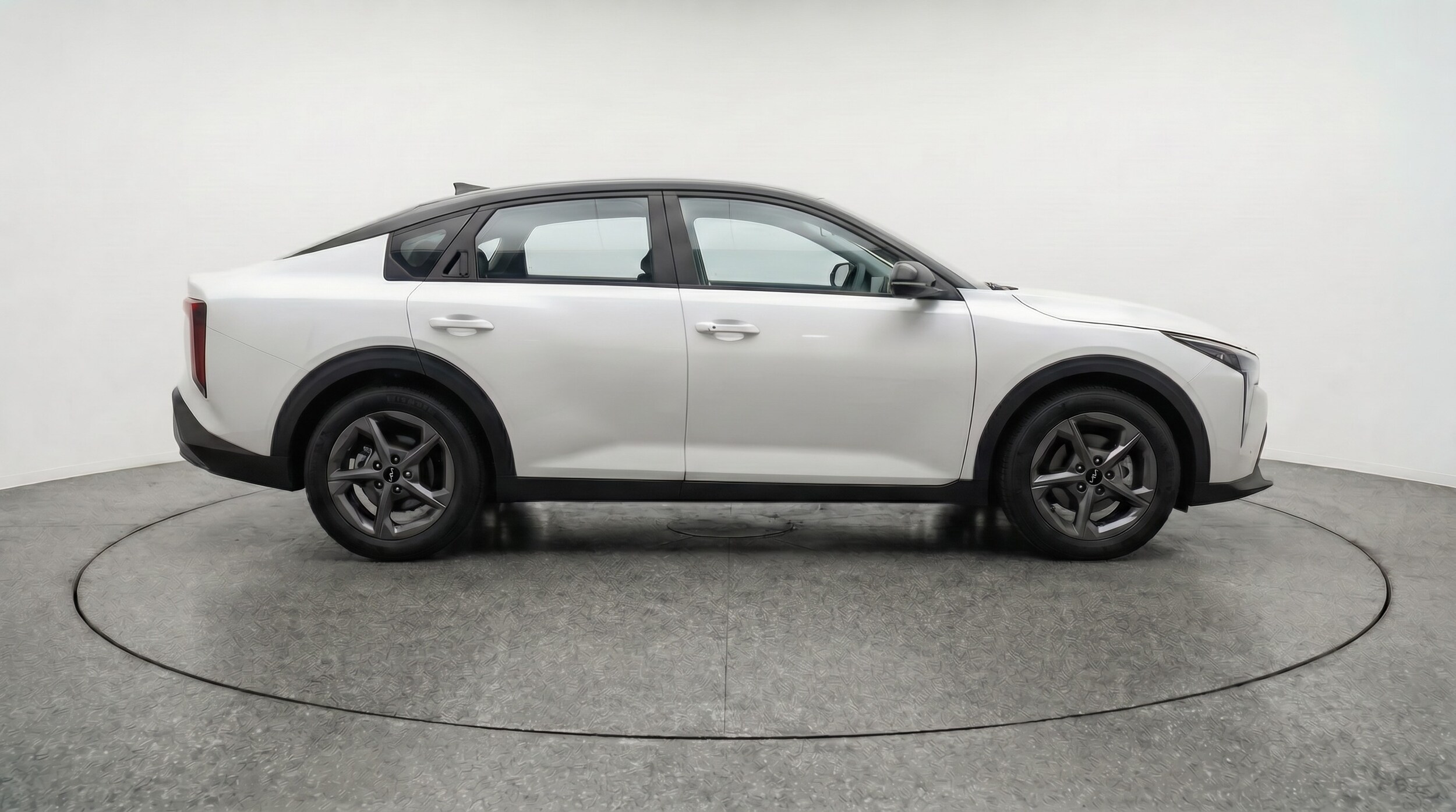 Thumbnail: 2026 Kia K4 - 8