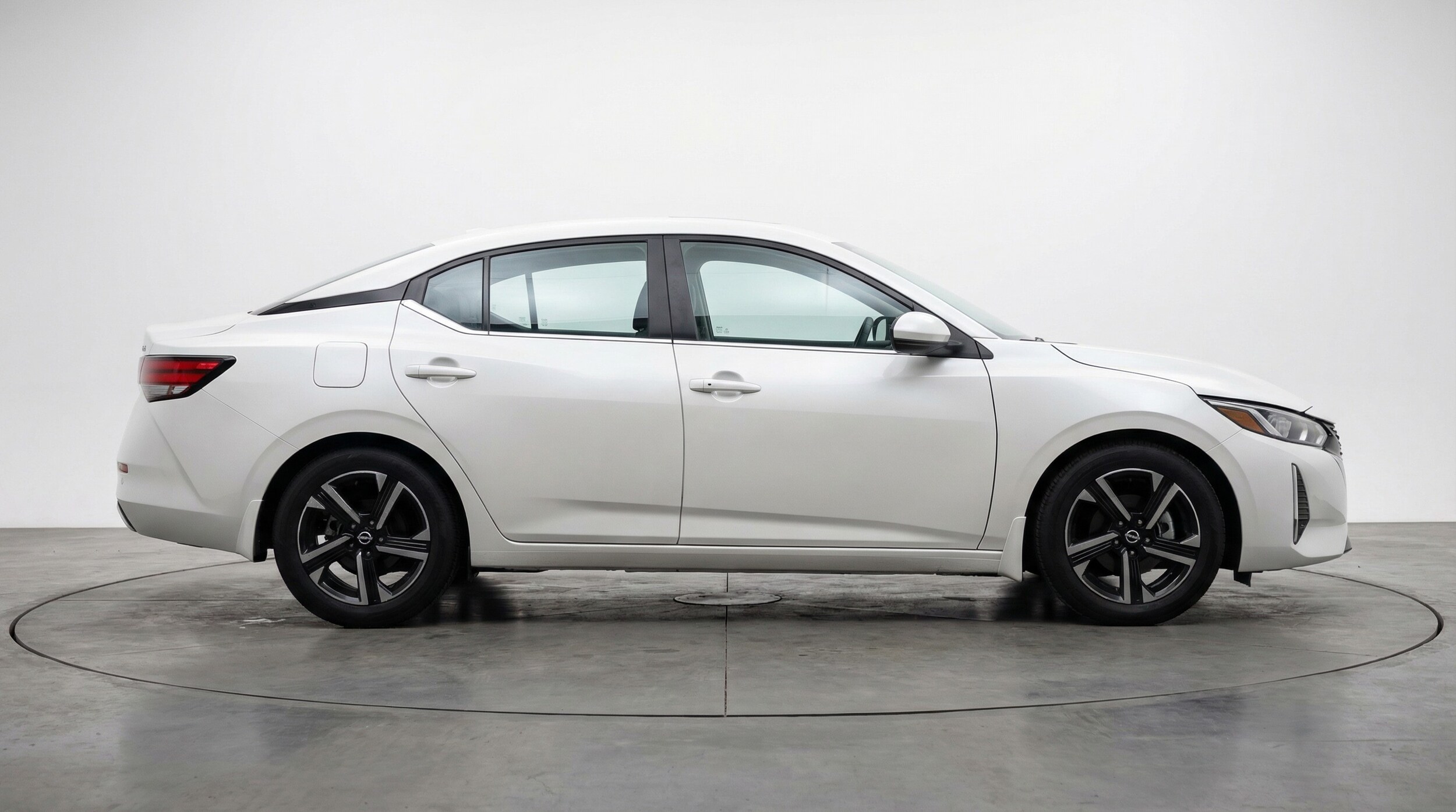 Thumbnail: 2025 Nissan Sentra - 8