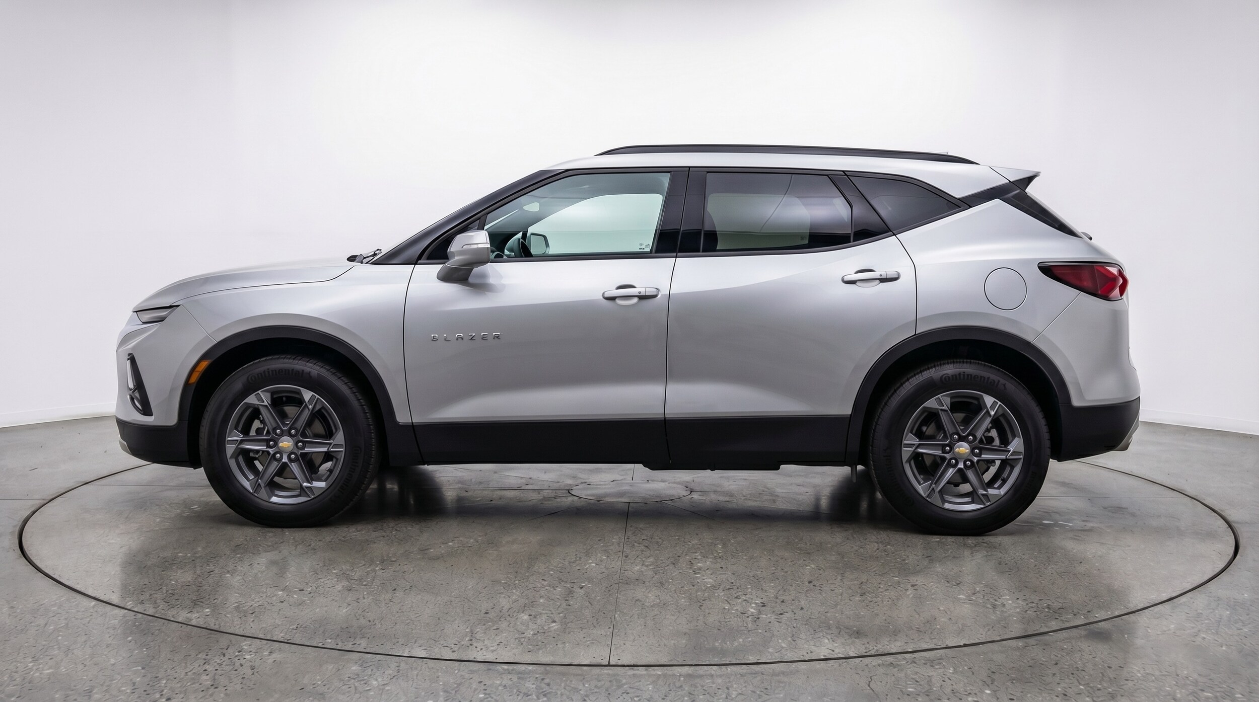 Thumbnail: 2025 Chevrolet Blazer - 4