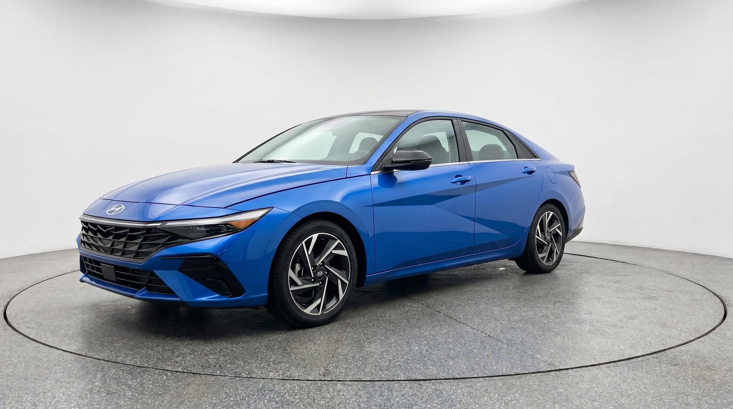 Thumbnail: 2025 Hyundai Elantra - 3