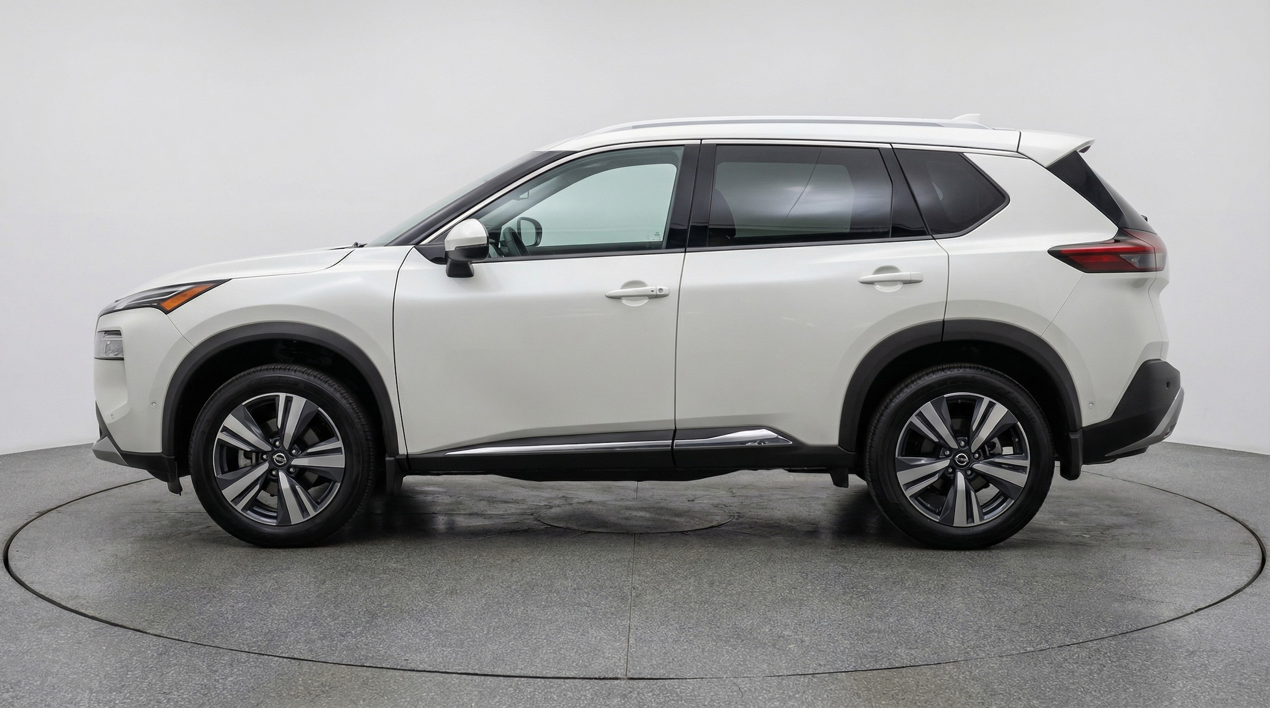 Thumbnail: 2026 Nissan Rogue - 4